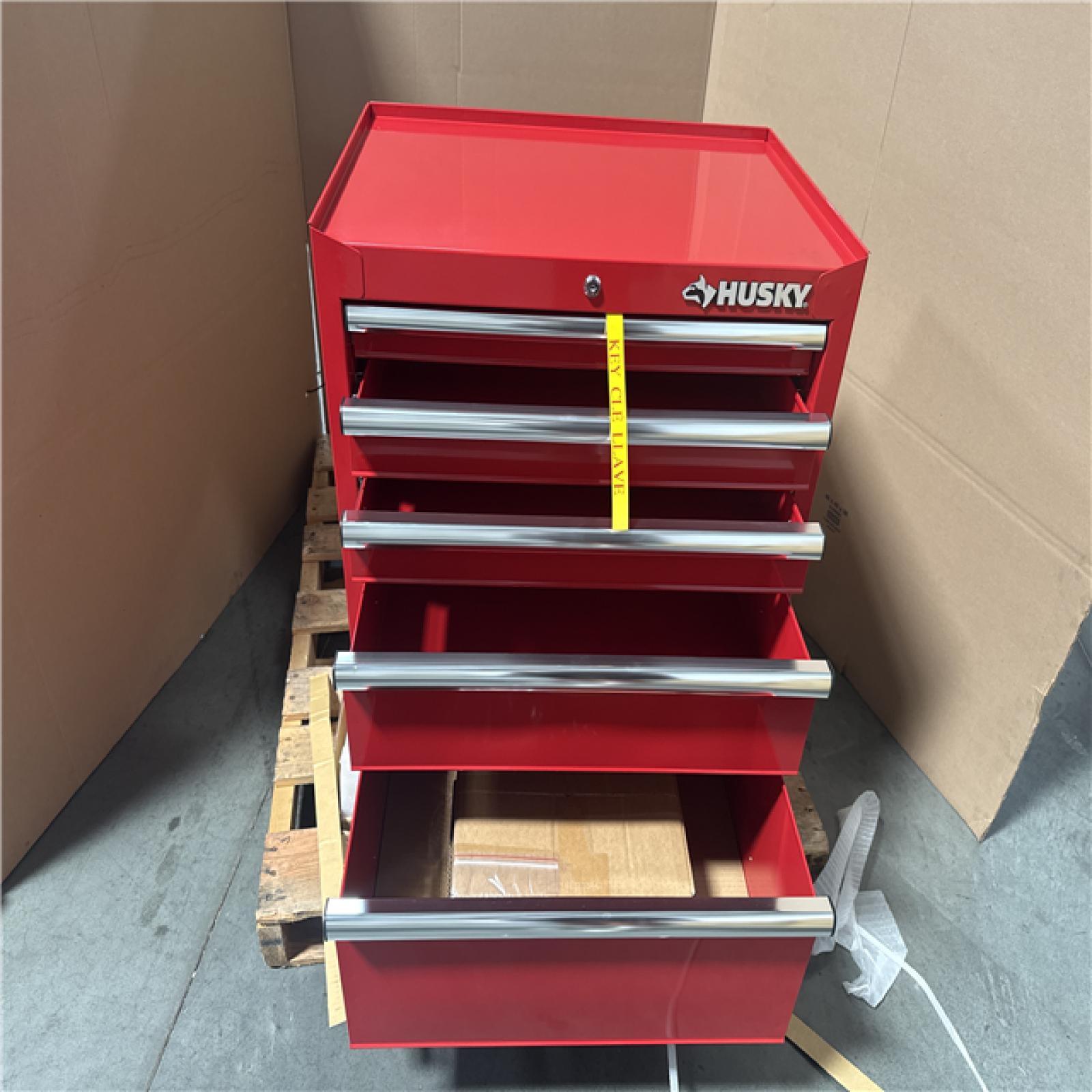 CALIFORNIA AS IS HUSKY 5 DRAWER TOOLBOX BASE ONLY