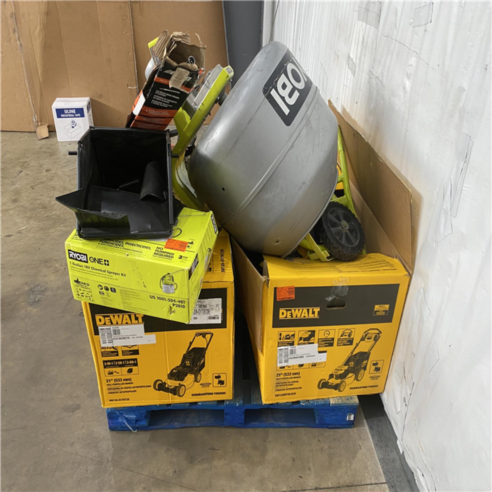 Houston Location - AS-IS Outdoor Pallet