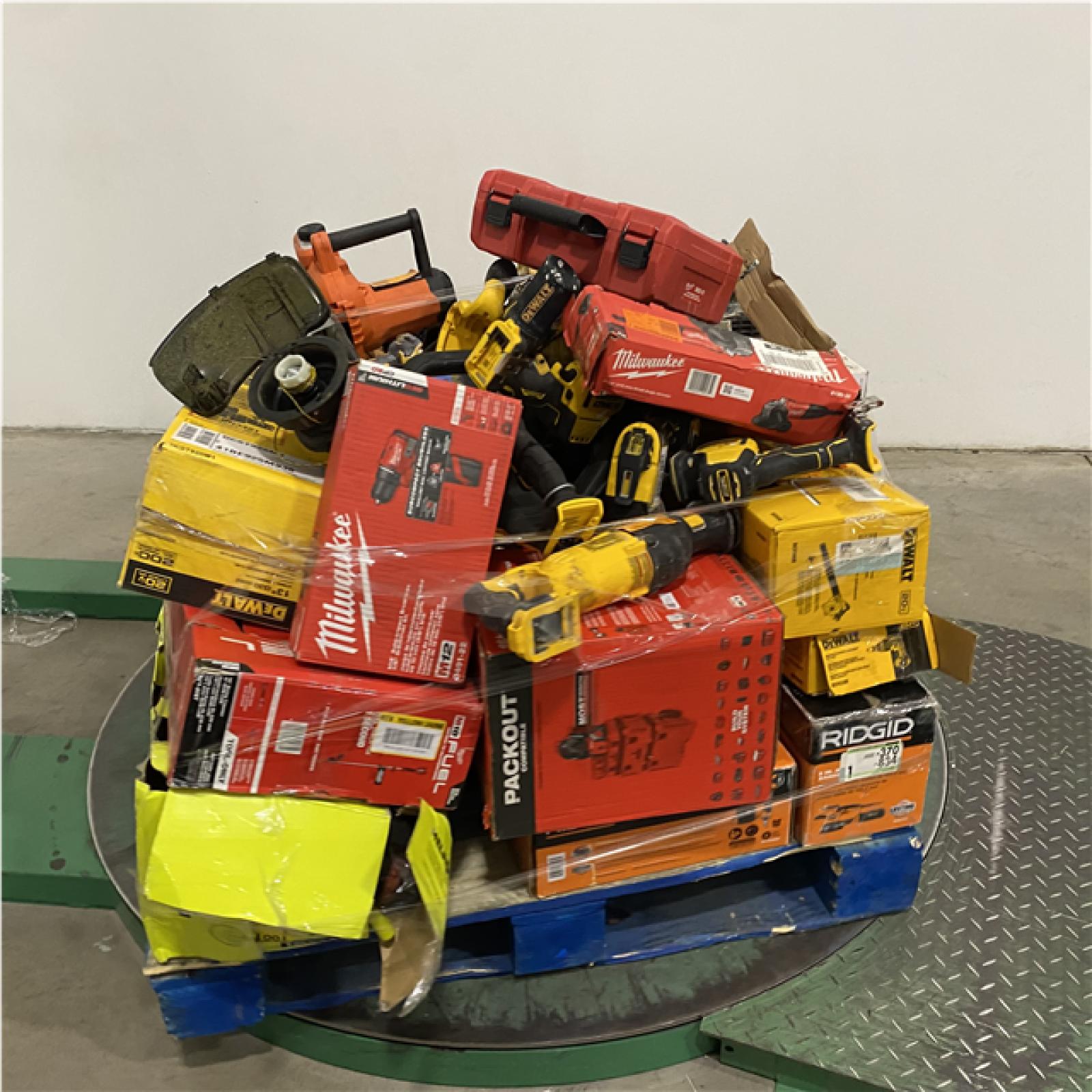 Dallas Location - As-Is Tool Pallet