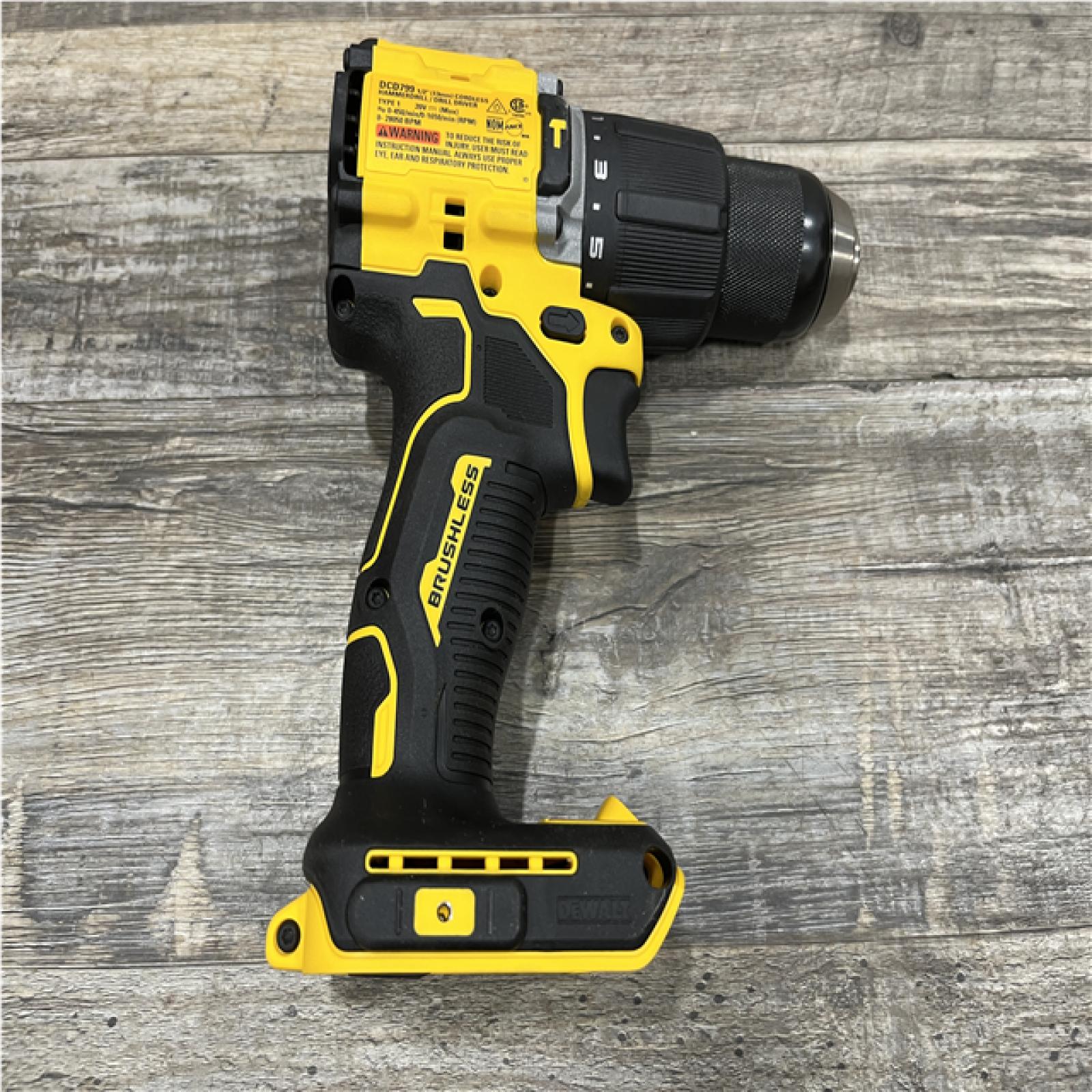 AS-IS DEWALT ATOMIC 20V Lithium-Ion Cordless 1/2 in. Hammer Drill Kit