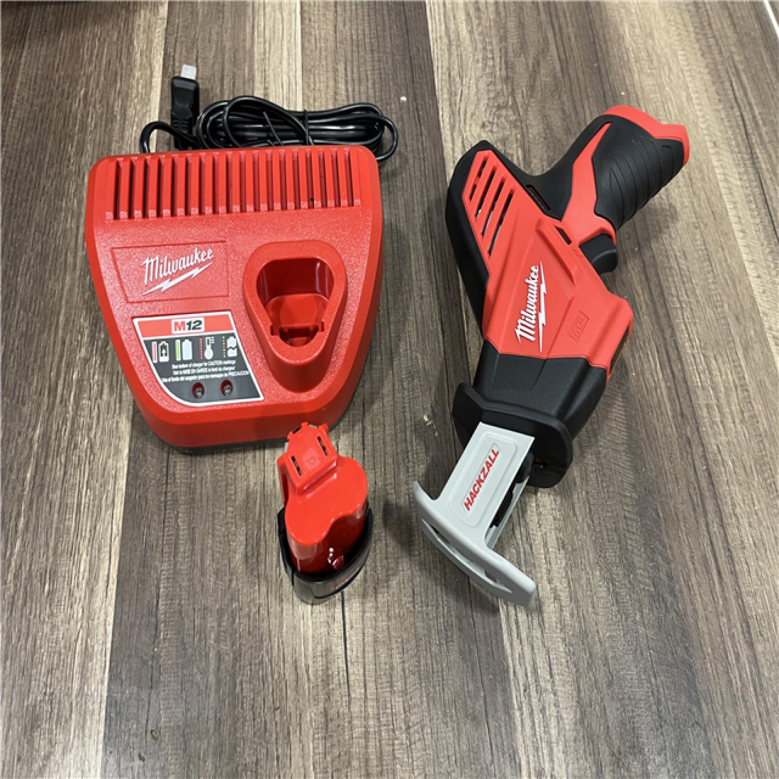 GOOD Milwaukee 2420-21 - M12 Fuel Hackzall 1/2  12V 1.5Ah Cordless Straight Handle Reciprocating Saw Kit