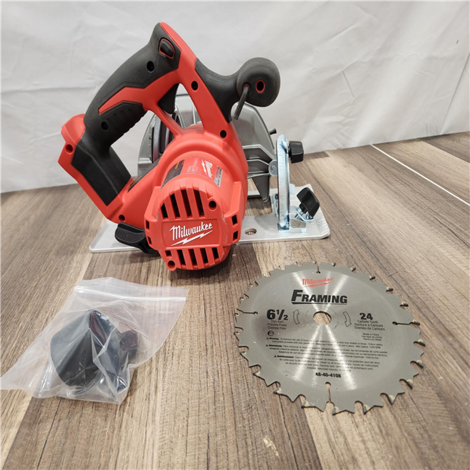 AS-IS - Milwaukee M18 18V Lithium-Ion Cordless 6-1/2 in. Circular Saw (Tool-Only)