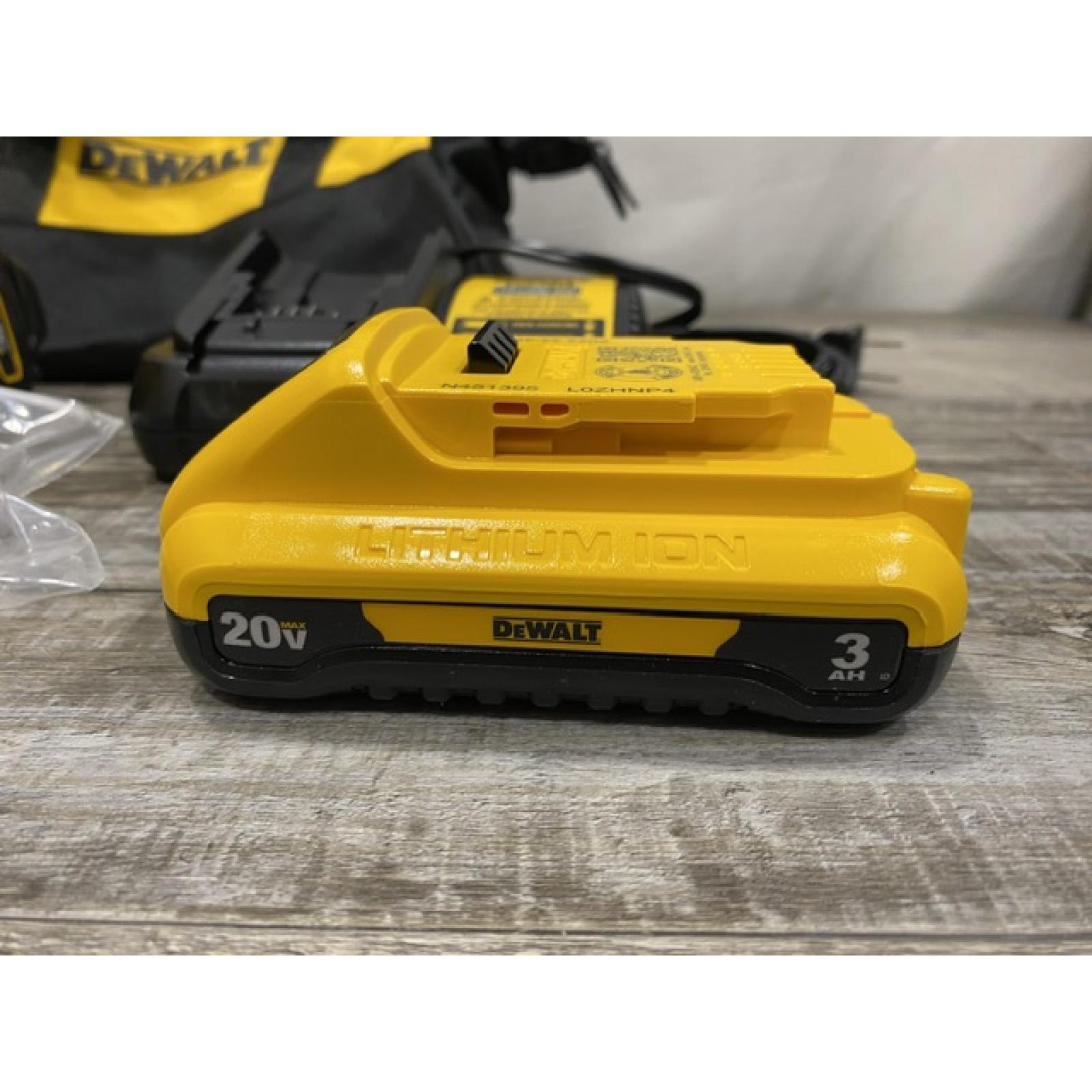 LIKE NEW -  DEWALT ATOMIC 20V Cordless 1/2 in. Compact Hammer Drill Kit