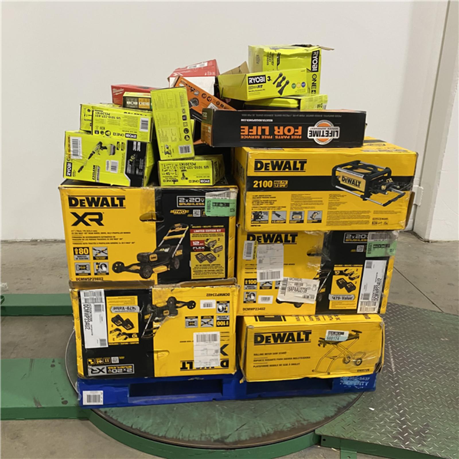 Dallas Location - As-Is Tool Pallet