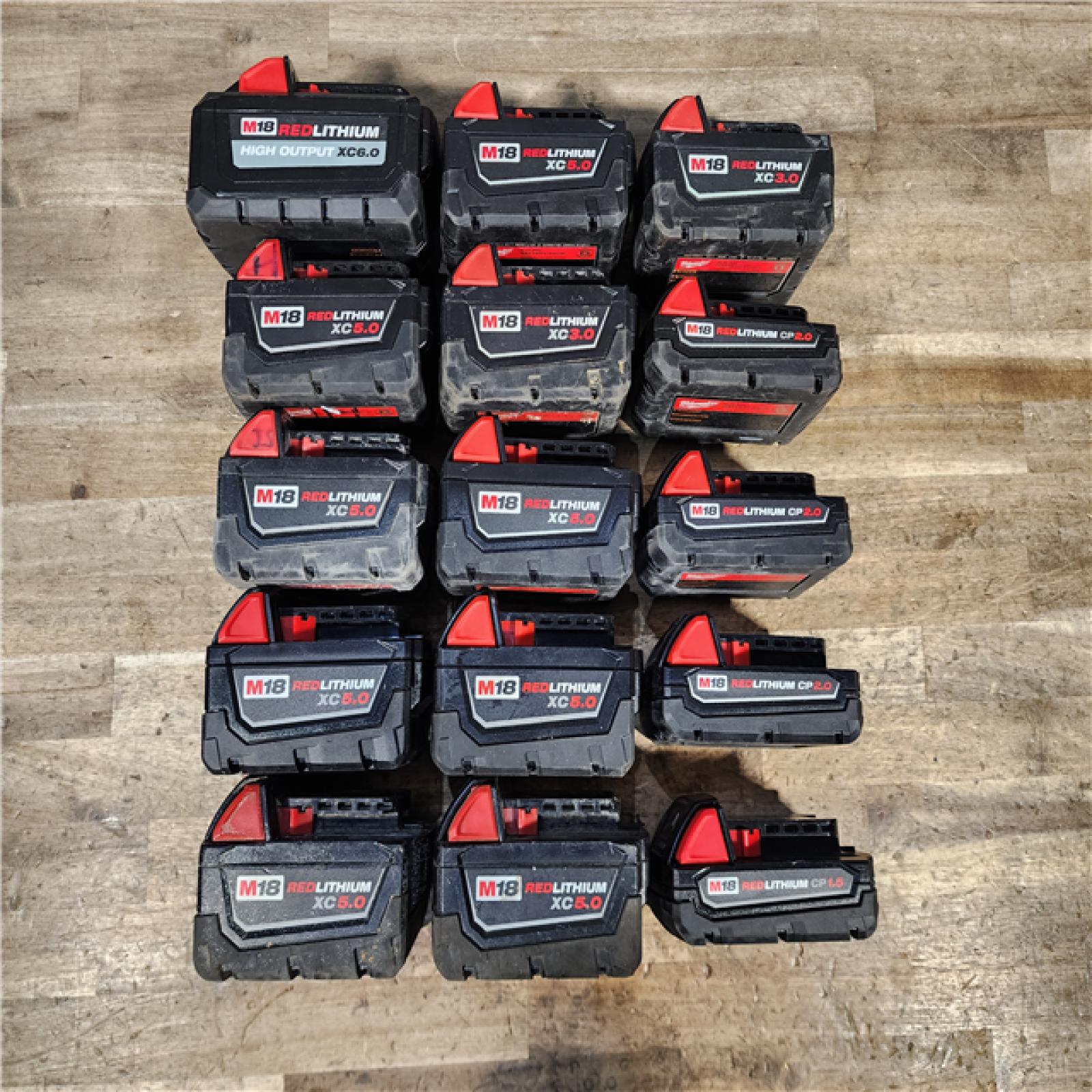 HOUSTON LOCATION - AS-IS MILWAUKEE BATTERY PACK QTY - 15