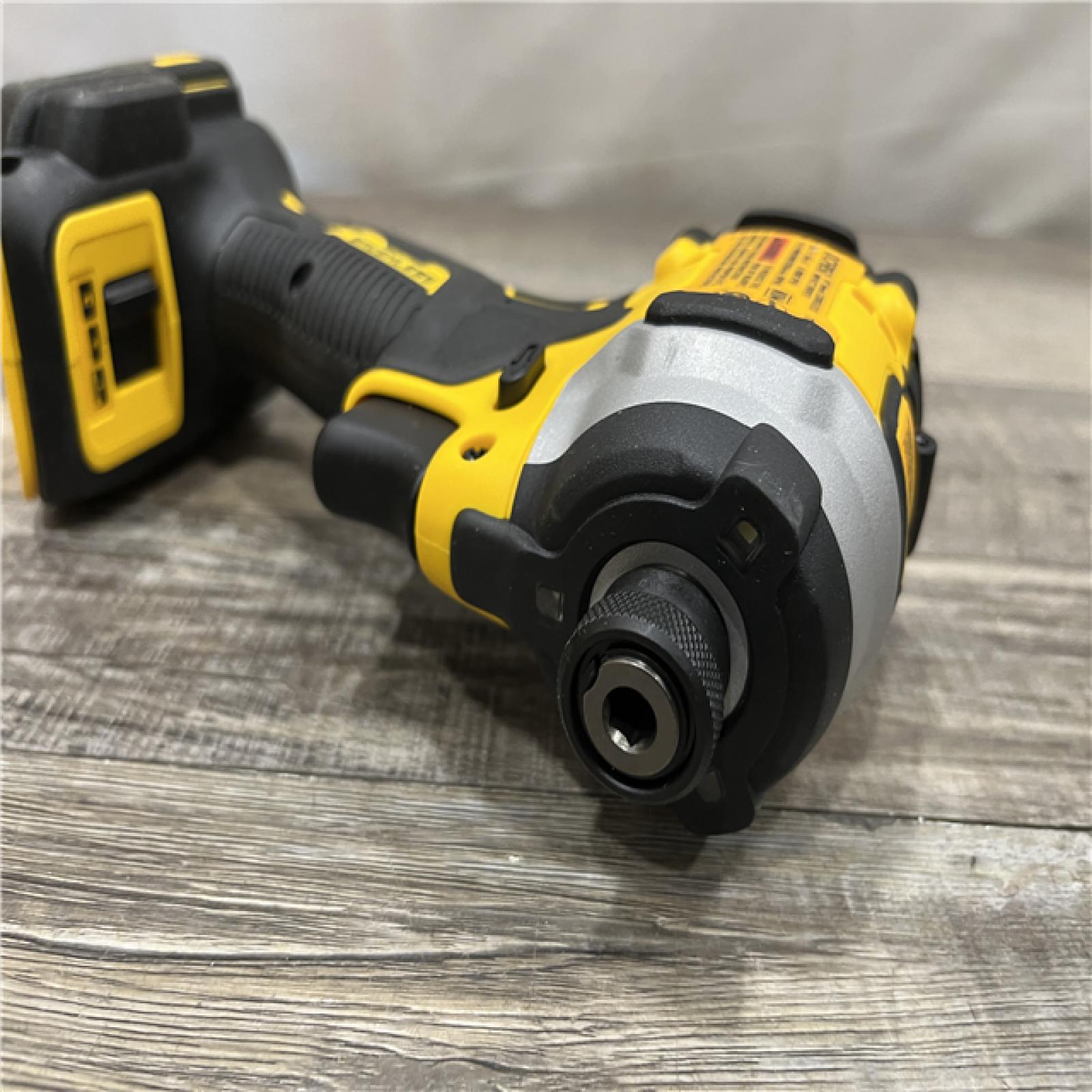 AS-IS DEWALT ATOMIC 20V MAX Lithium-Ion Cordless 1/4 in. Brushless Impact Driver Kit