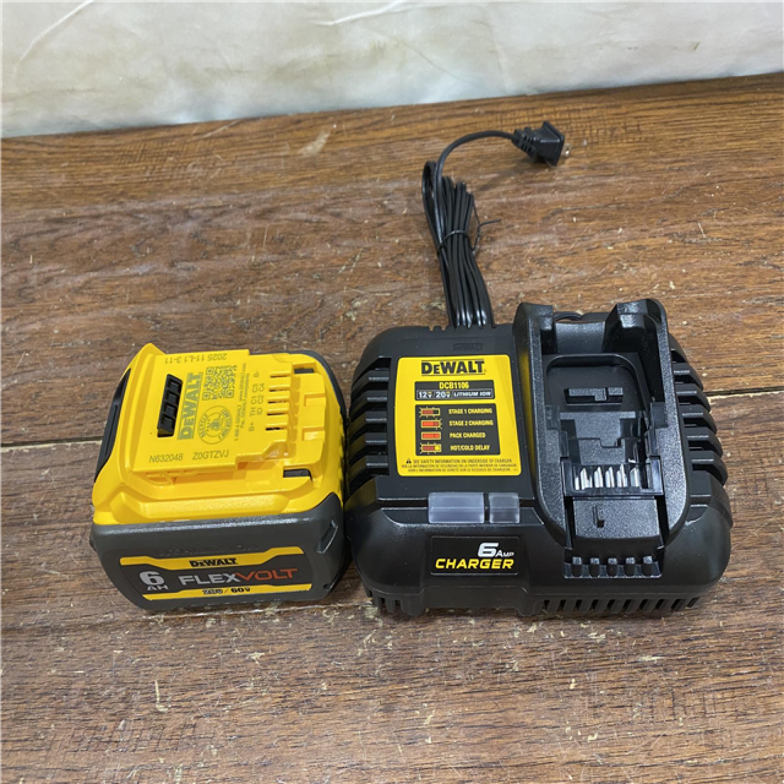 AS-IS DEWALT FLEXVOLT 20V/60V MAX Lithium-Ion 6.0Ah Battery Pack with 6 Amp Output Charger