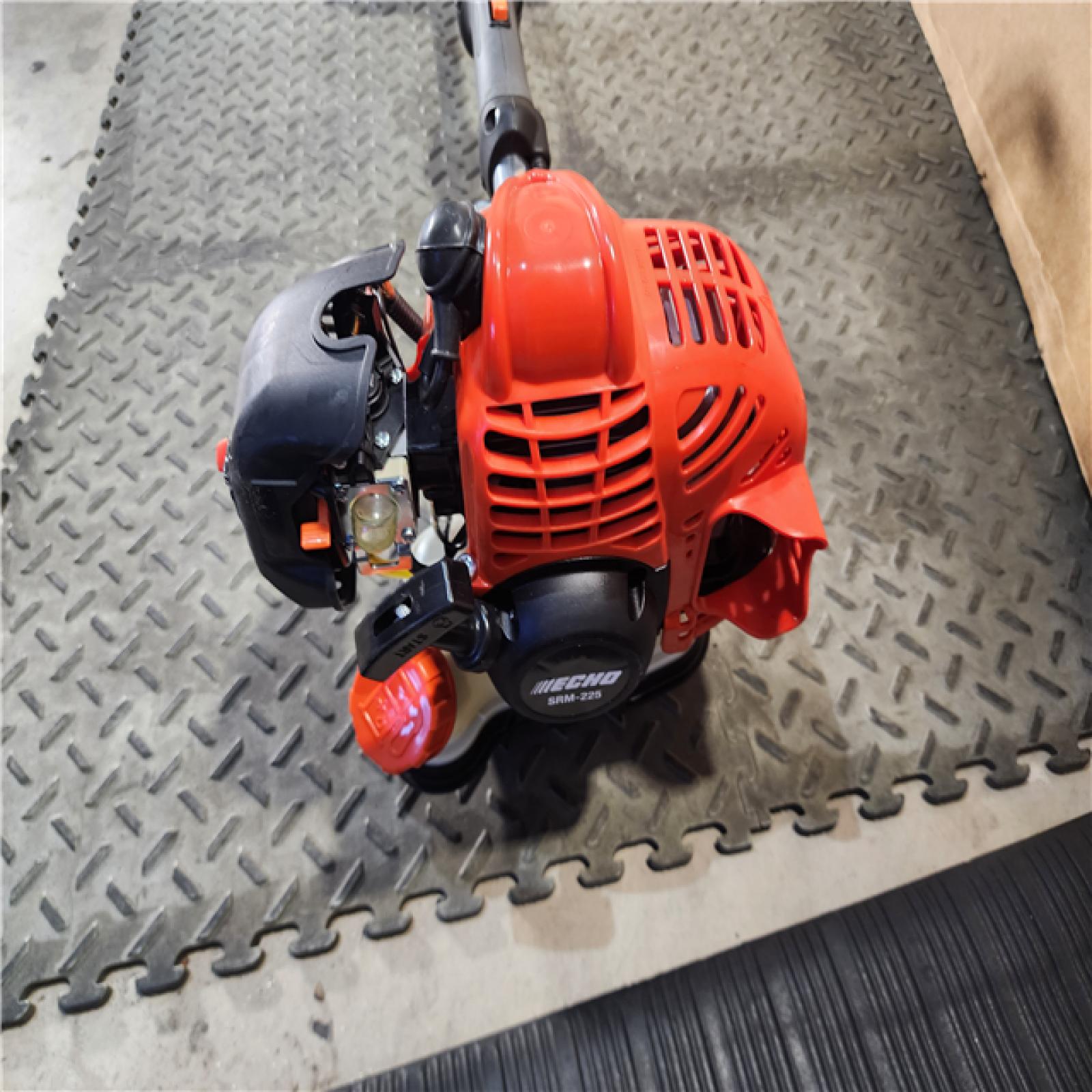 HOUSTON LOCATION - AS-IS Echo SRM-225 21.2cc 2 Stroke Fuel Efficient Durable Gas Straight Shaft Trimmer