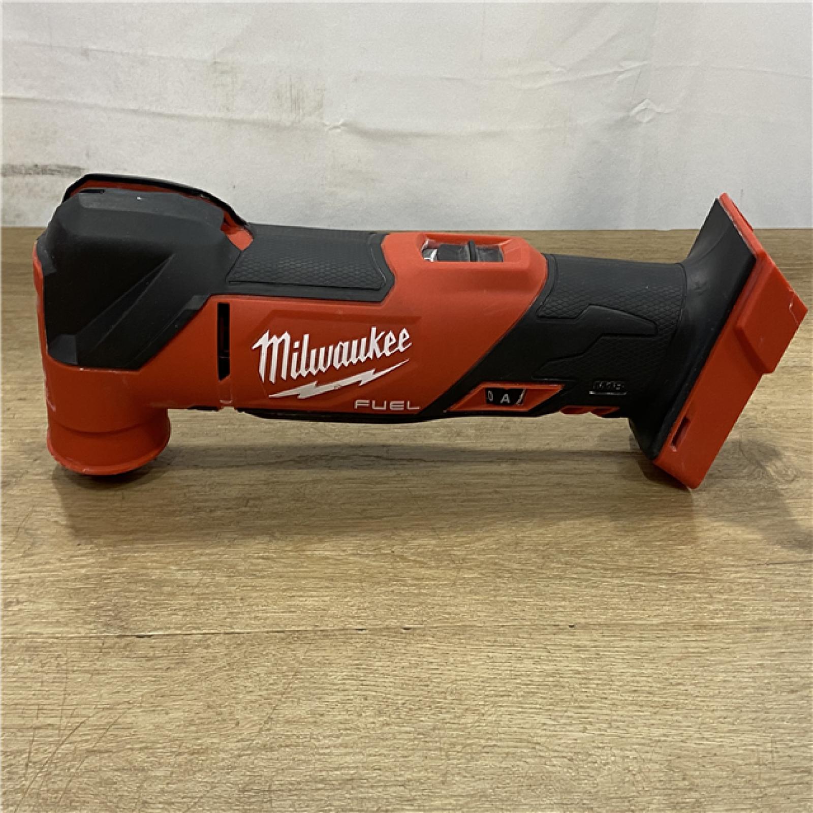AS-IS Milwaukee FUEL 18V Lithium-Ion Cordless Brushless Oscillating Multi-Tool (Tool-Only)