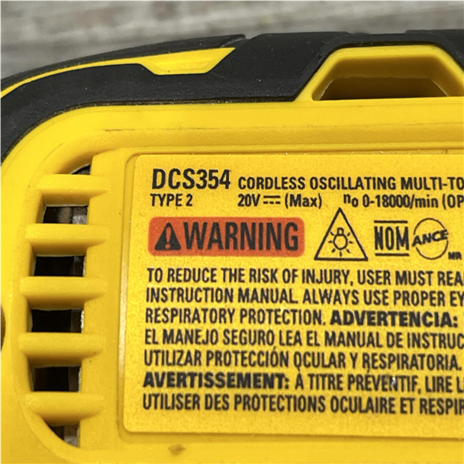 AS-IS DEWALT ATOMIC 20V MAX Cordless Brushless Oscillating Multi Tool Kit