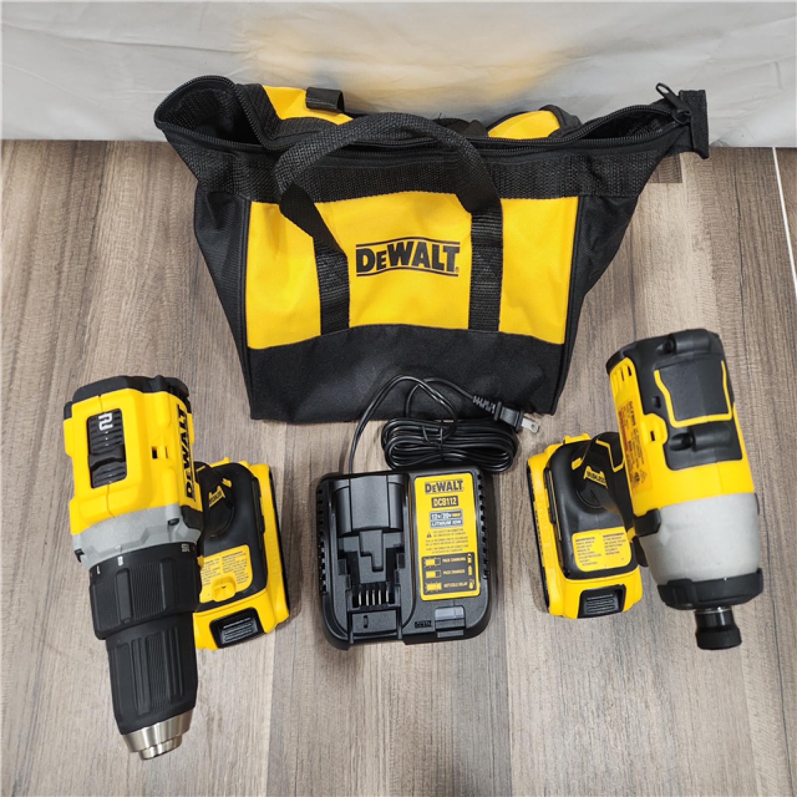 AS-IS DEWALT ATOMIC 20-Volt MAX Lithium-Ion Cordless Combo Kit (2-Tool) with (2) 2.0Ah Batteries, Charger and Bag