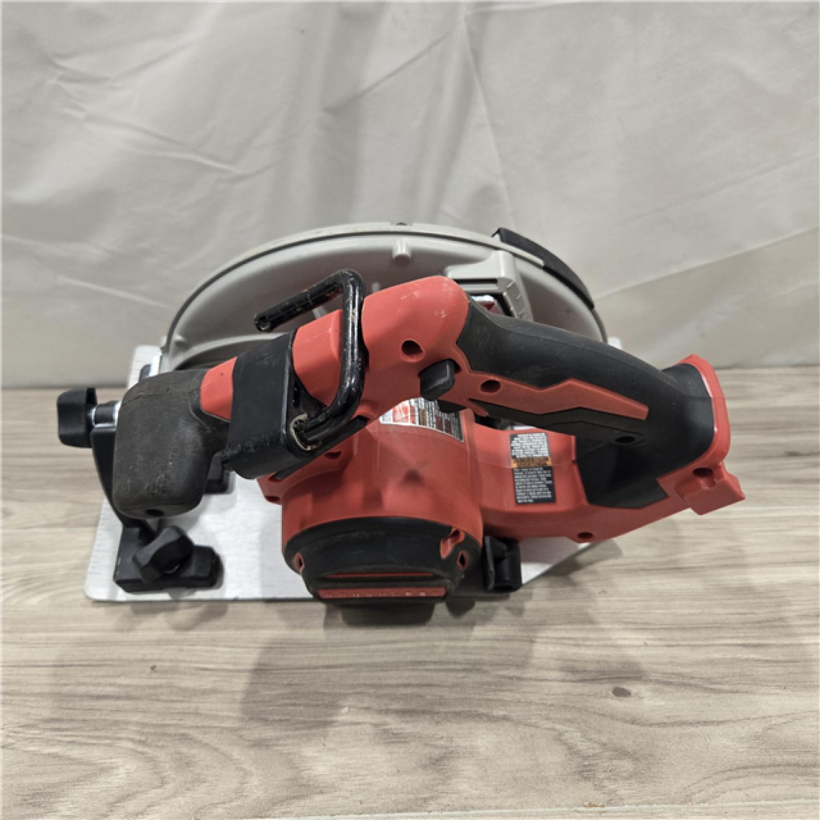 AS-IS Milwaukee 7-1/4 18V Circular Saw 2631-20 (Bare Tool)