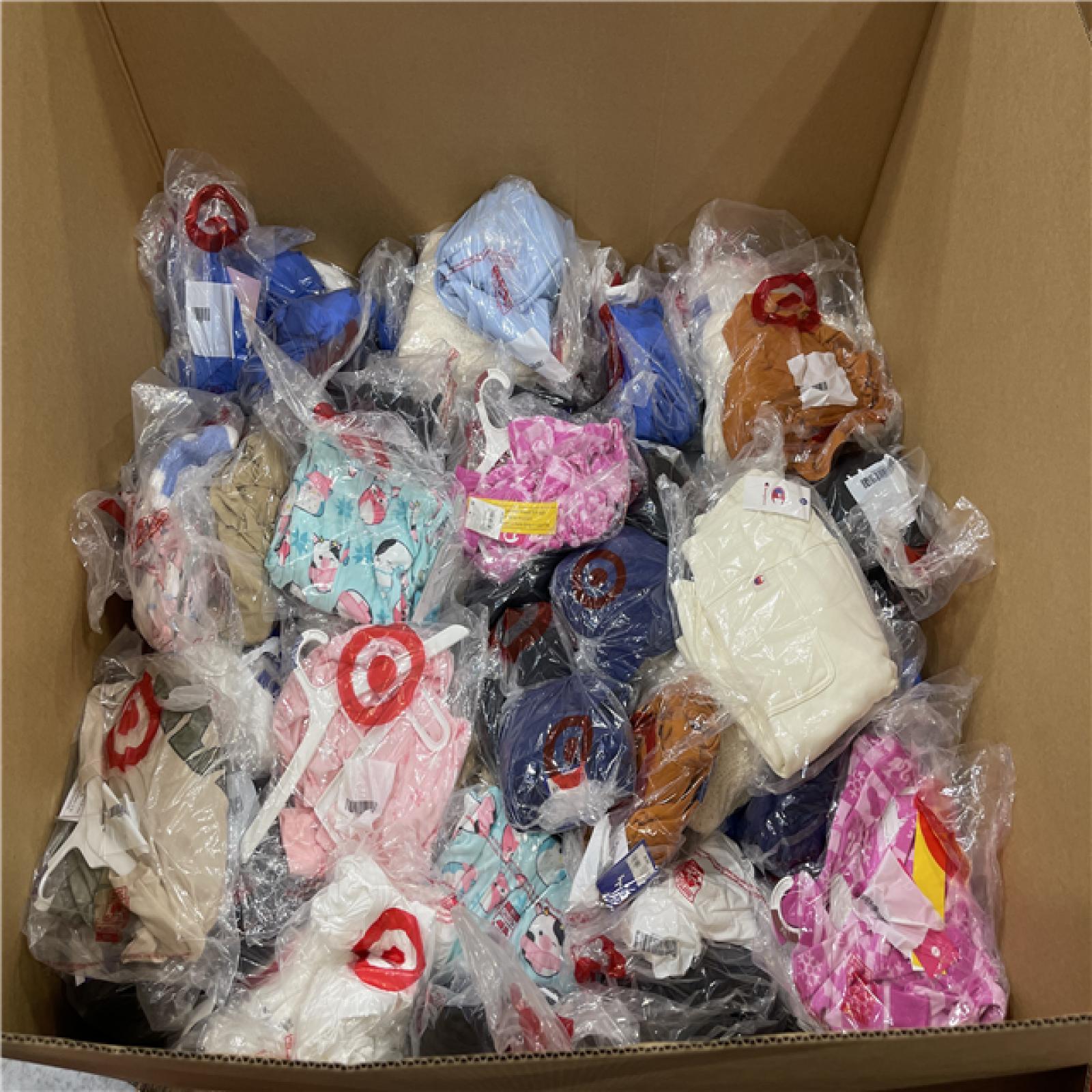DALLAS LOCATION- NEW!- BULLSEYE MIXED CLOTHING PALLET (300 UNITS)