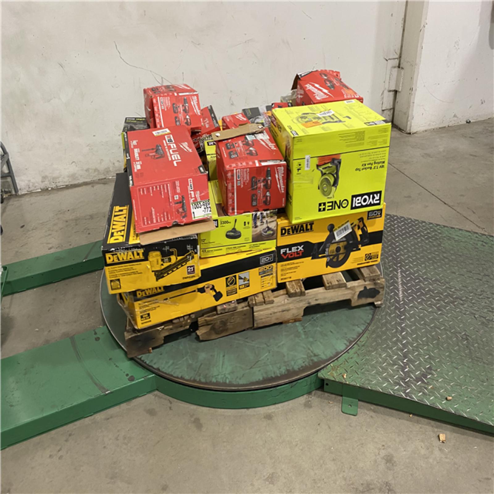Dallas Location - As-Is Tool Pallet