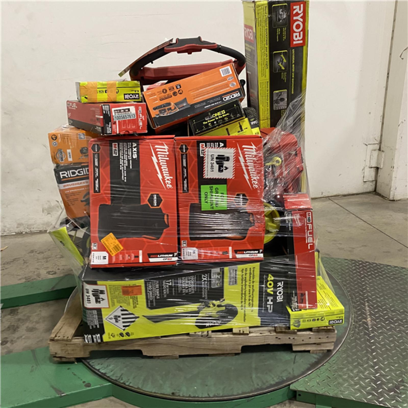 Dallas Location - As-Is Tool Pallet