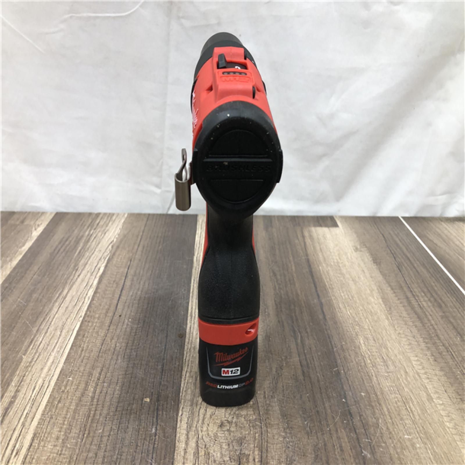 AS-IS Milwaukee 12-Volt Lithium-Ion Brushless Cordless Subcompact Brushless Drill Driver Kit