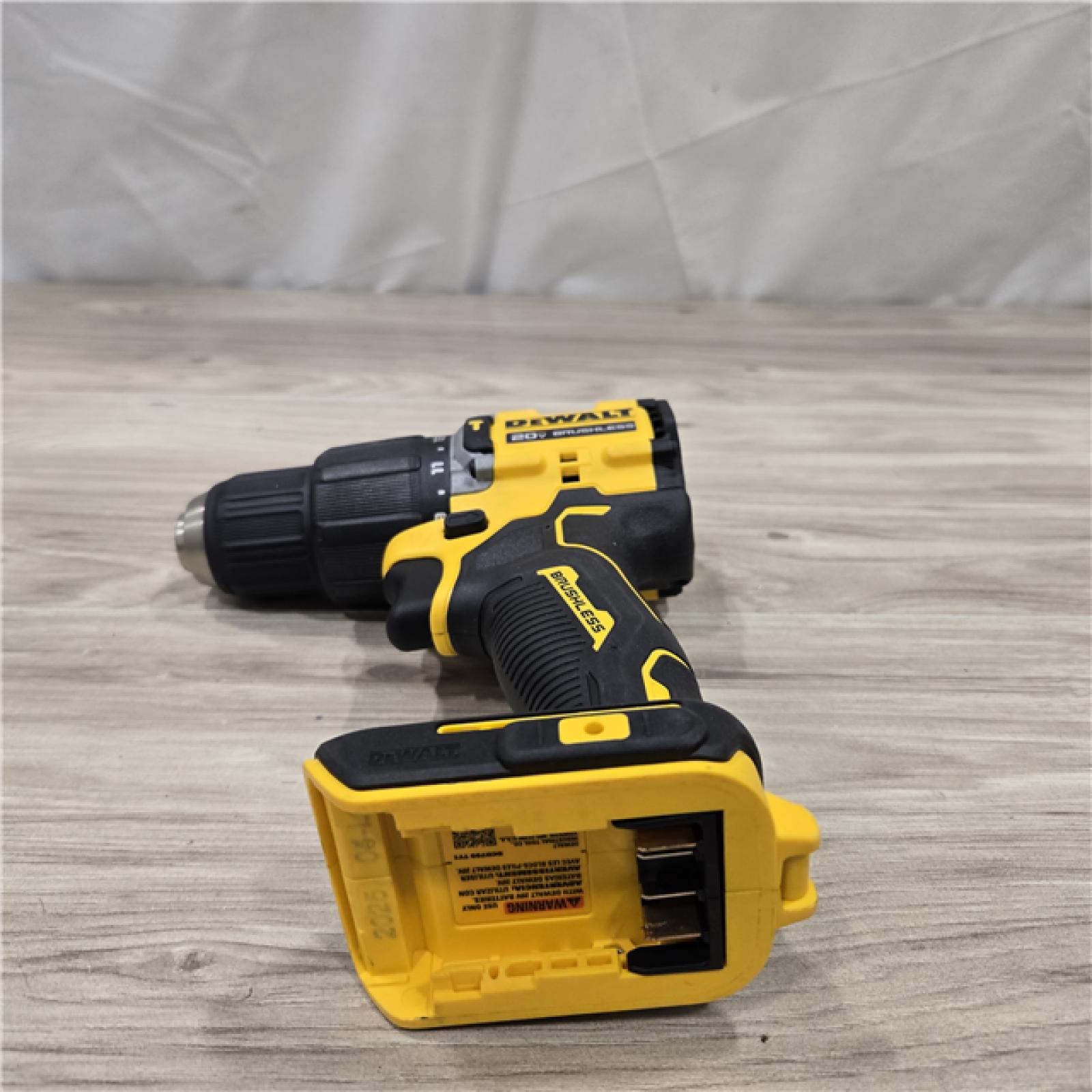 AS-IS DEWALT ATOMIC 20V Cordless 1/2 in. Compact Hammer Drill Kit