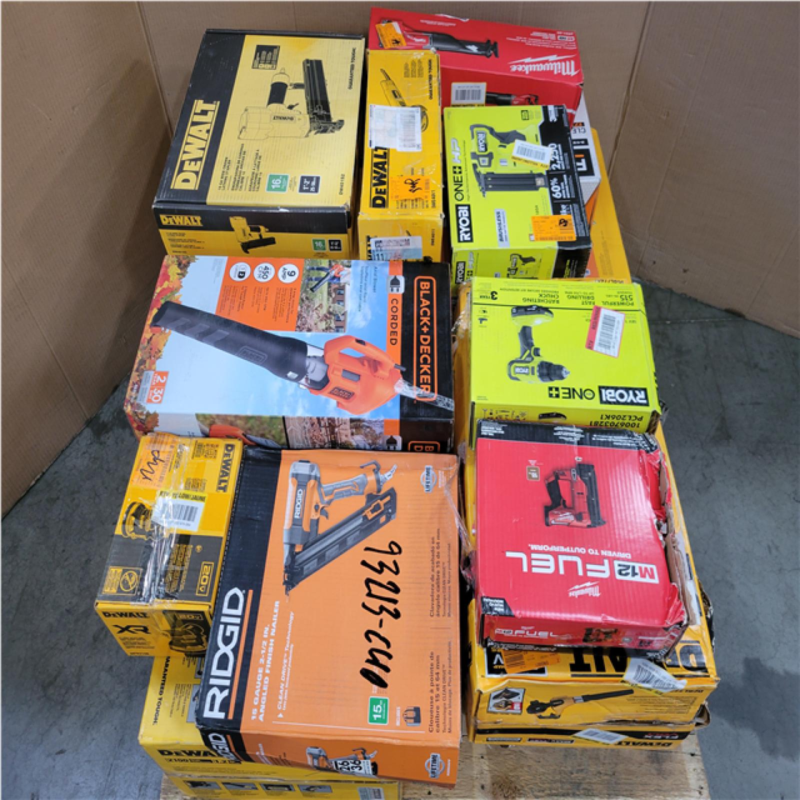 CALIFORNIA AS-IS TOOL PALLET