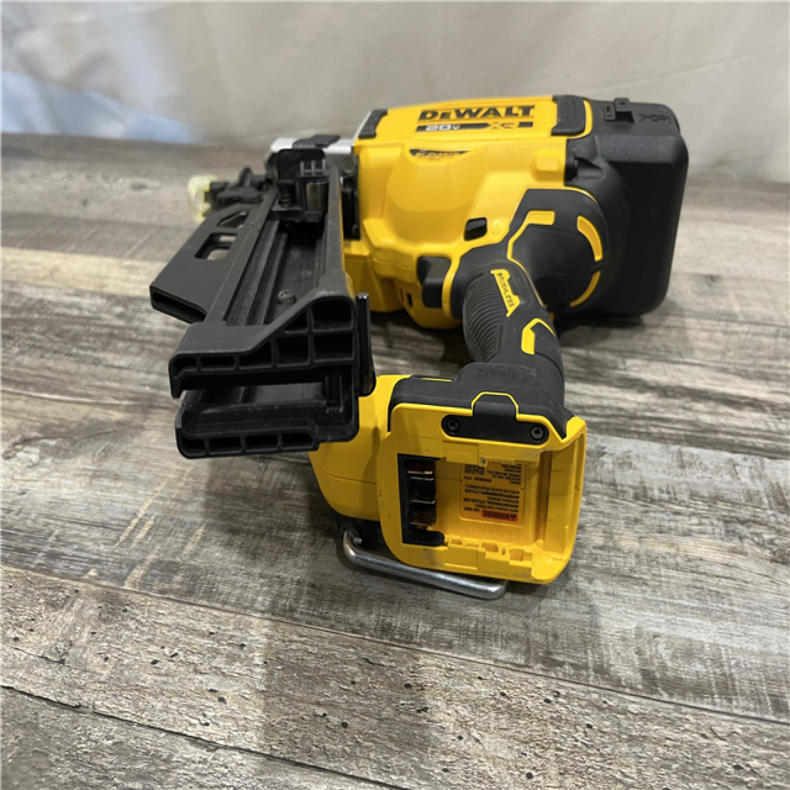 AS-IS DEWALT 20-Volt 21° Cordless Framing Nailer (Tool-Only)