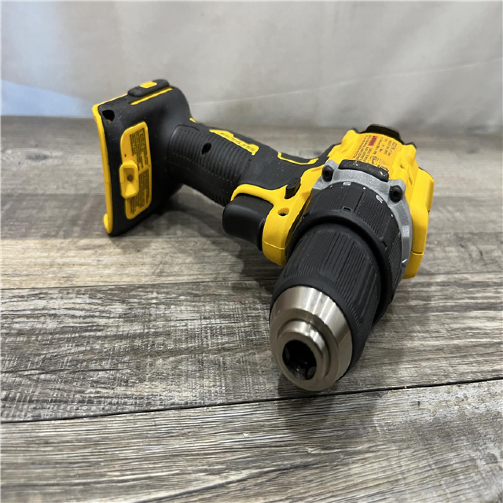 AS-IS DEWALT Atomic 20V Lithium-Ion Cordless Compact 1/2 in. Drill/Driver Kit