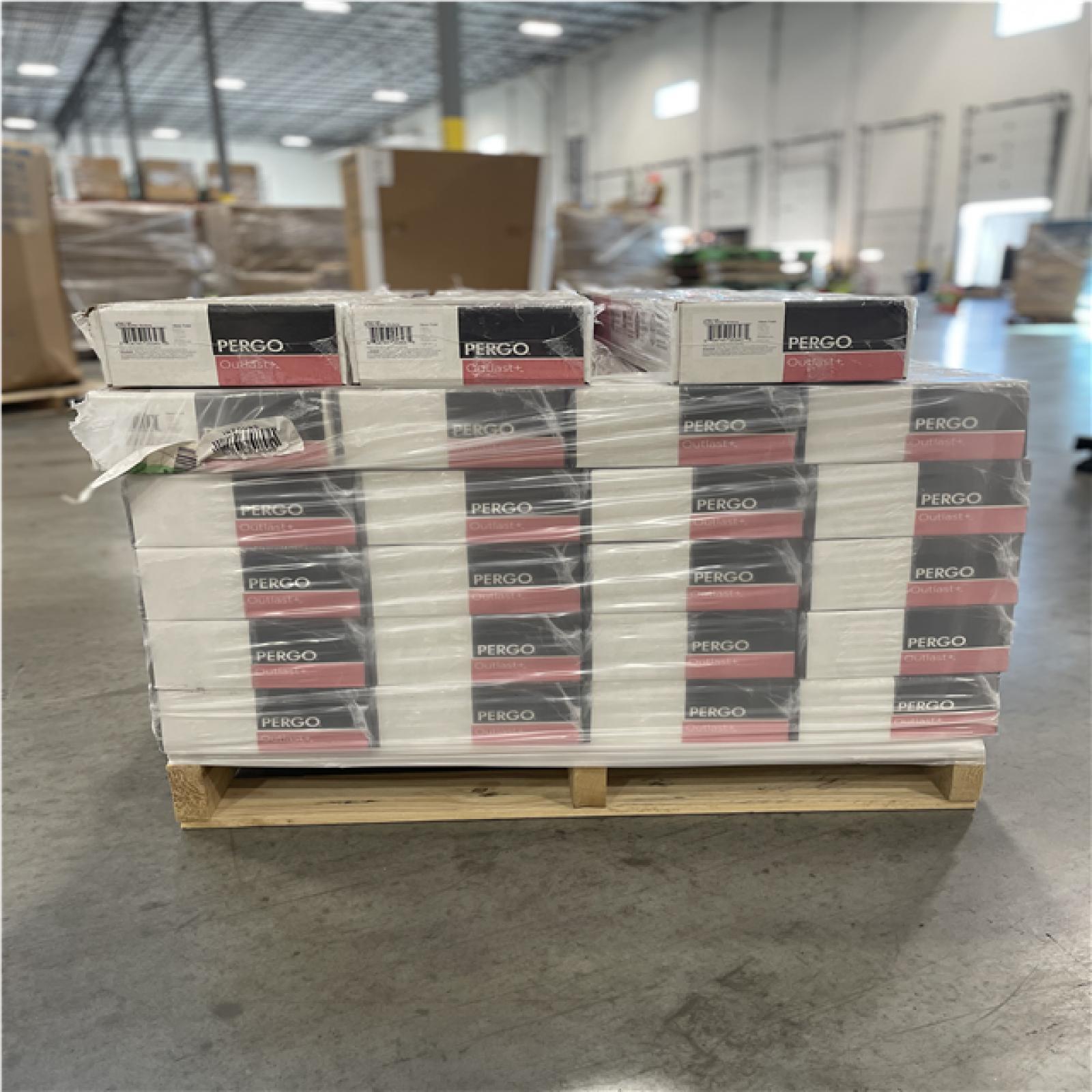 DALLAS LOCATION-  Pergo Outlast+ Hobbs Amber Hickory 12 mm T x 7.4 in. W Waterproof Laminate Wood Flooring PALLET-(23 CASES)