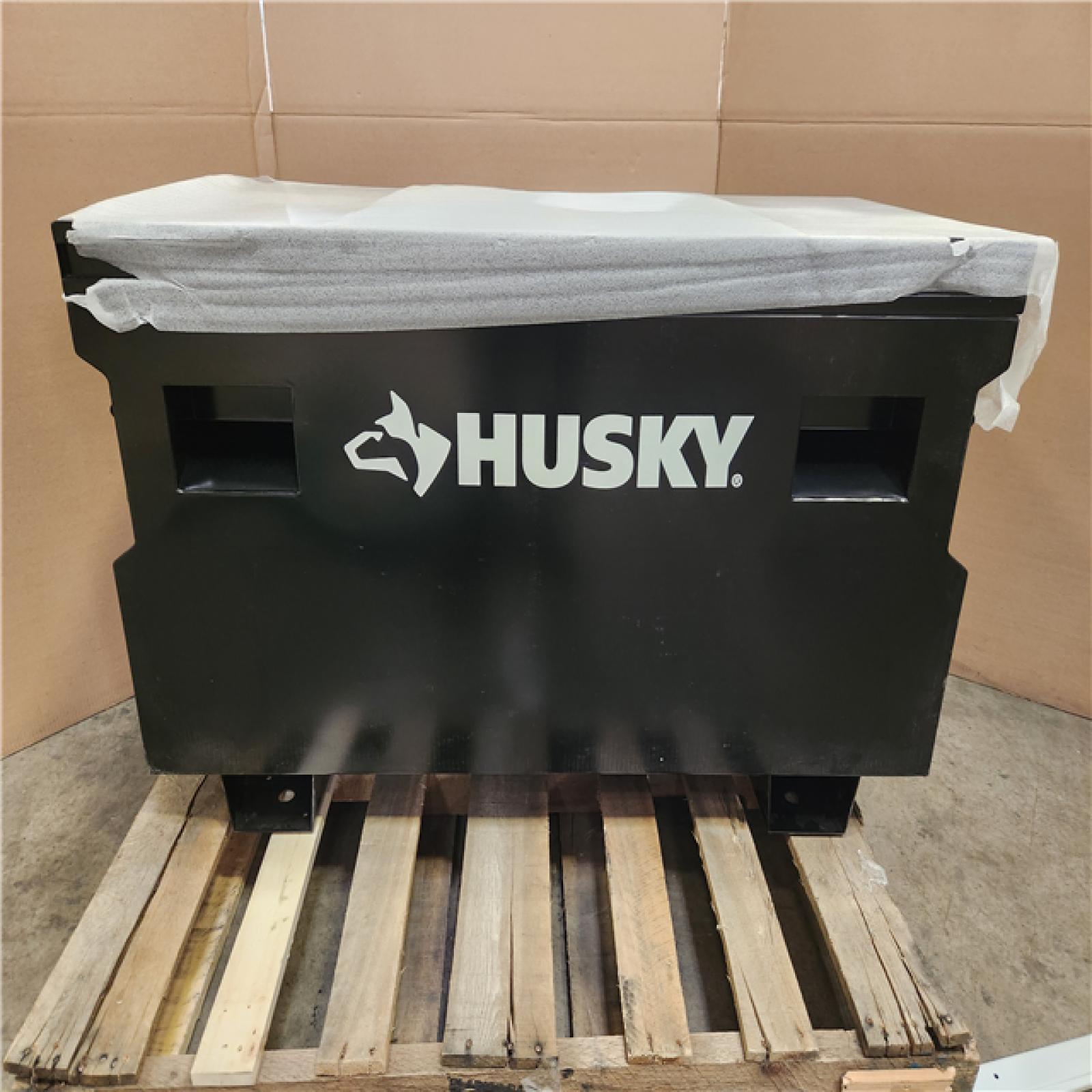 Phoenix NEW Husky Tool Storage 48 in. W Black Steel Job Site Toolbox