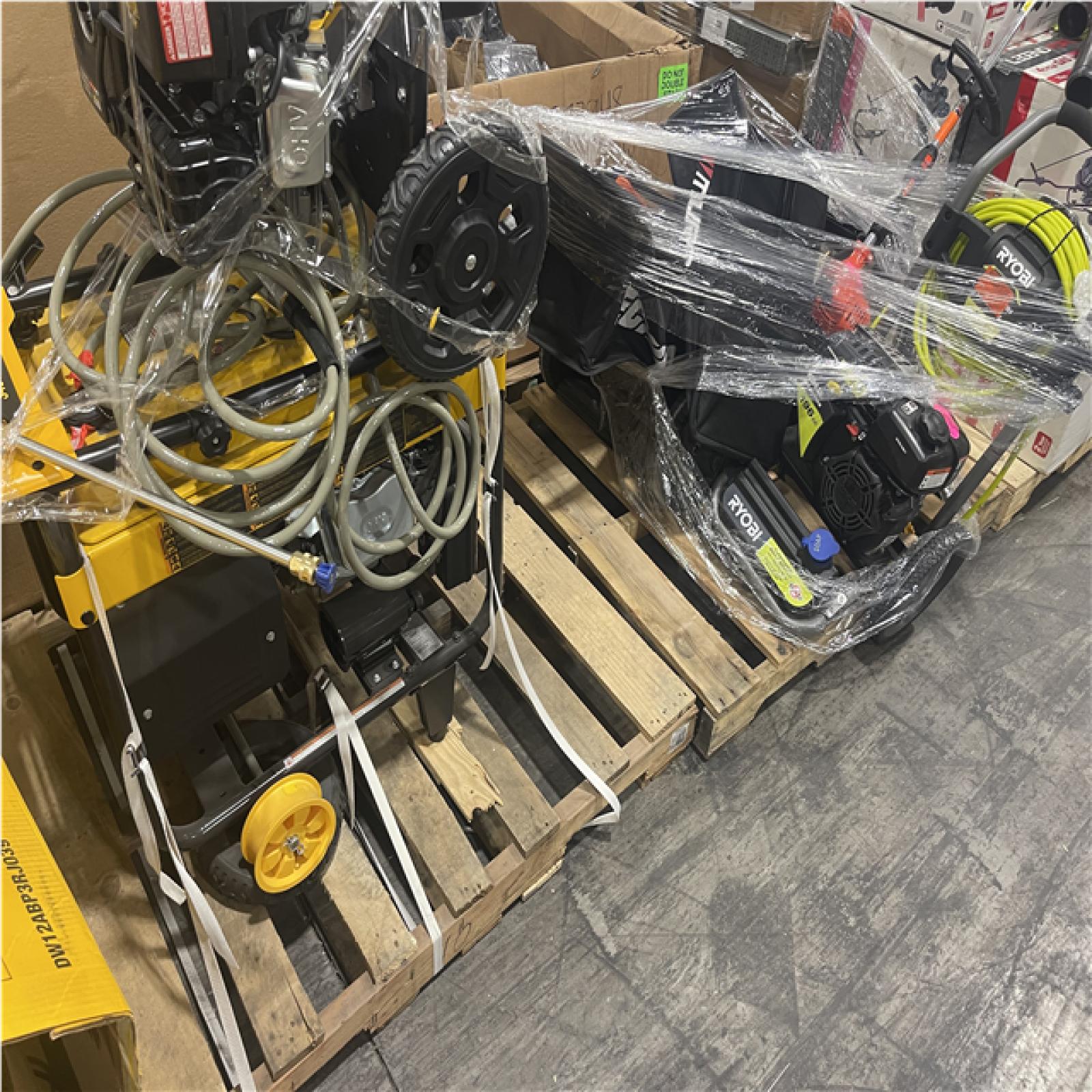 Pittston Location As-Is Outdoor Power Equipment Truckload (26 pallets) Lot 7199