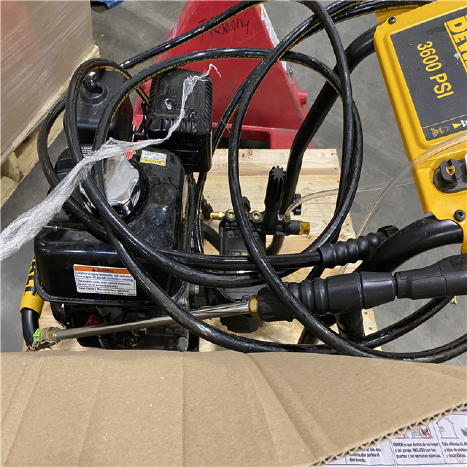 Dallas Location - As-Is DEWALT 3600 PSI 2.5 GPM  Gas Pressure Washer