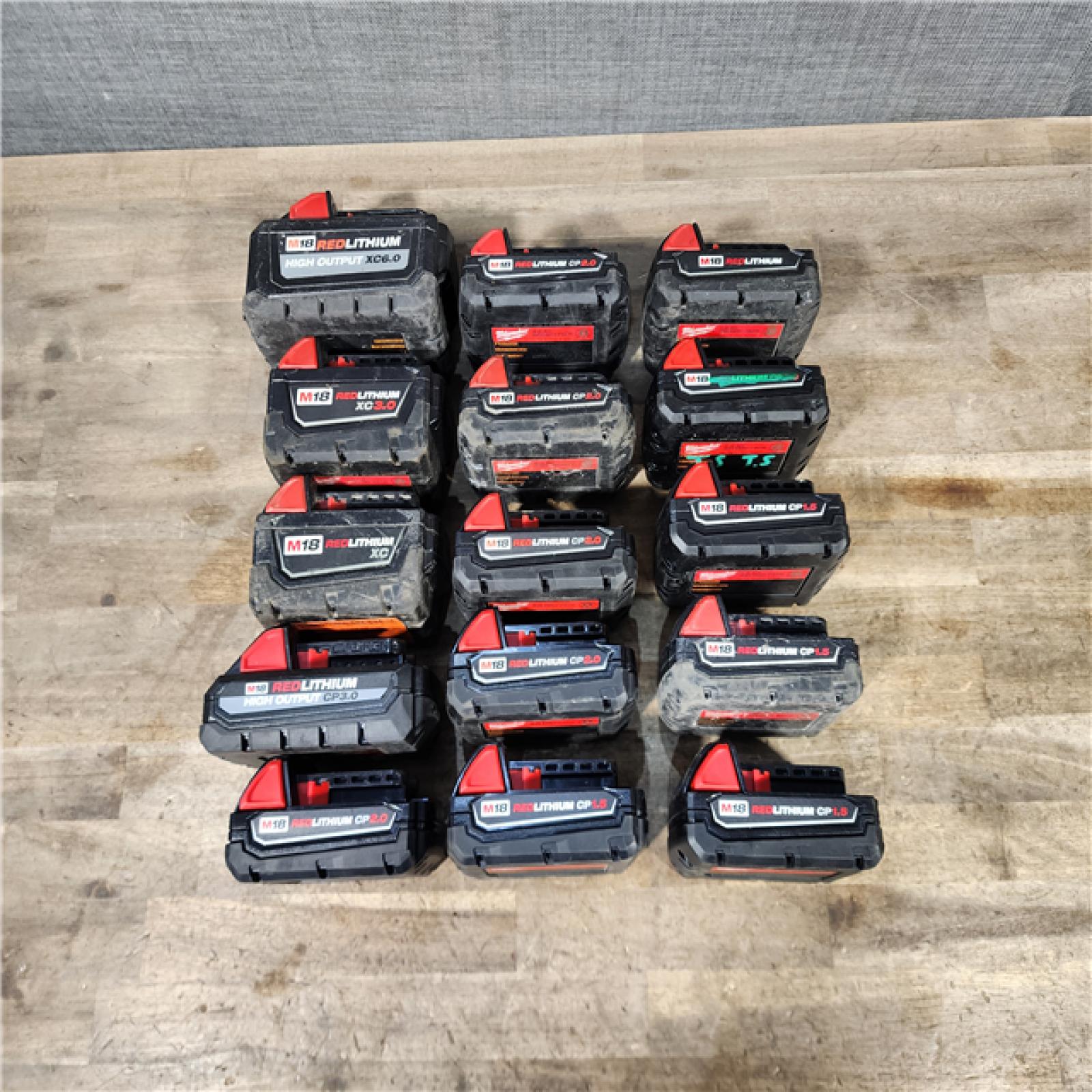 HOUSTON LOCATION - AS-IS MILWAUKEE BATTERY PACK QTY - 15