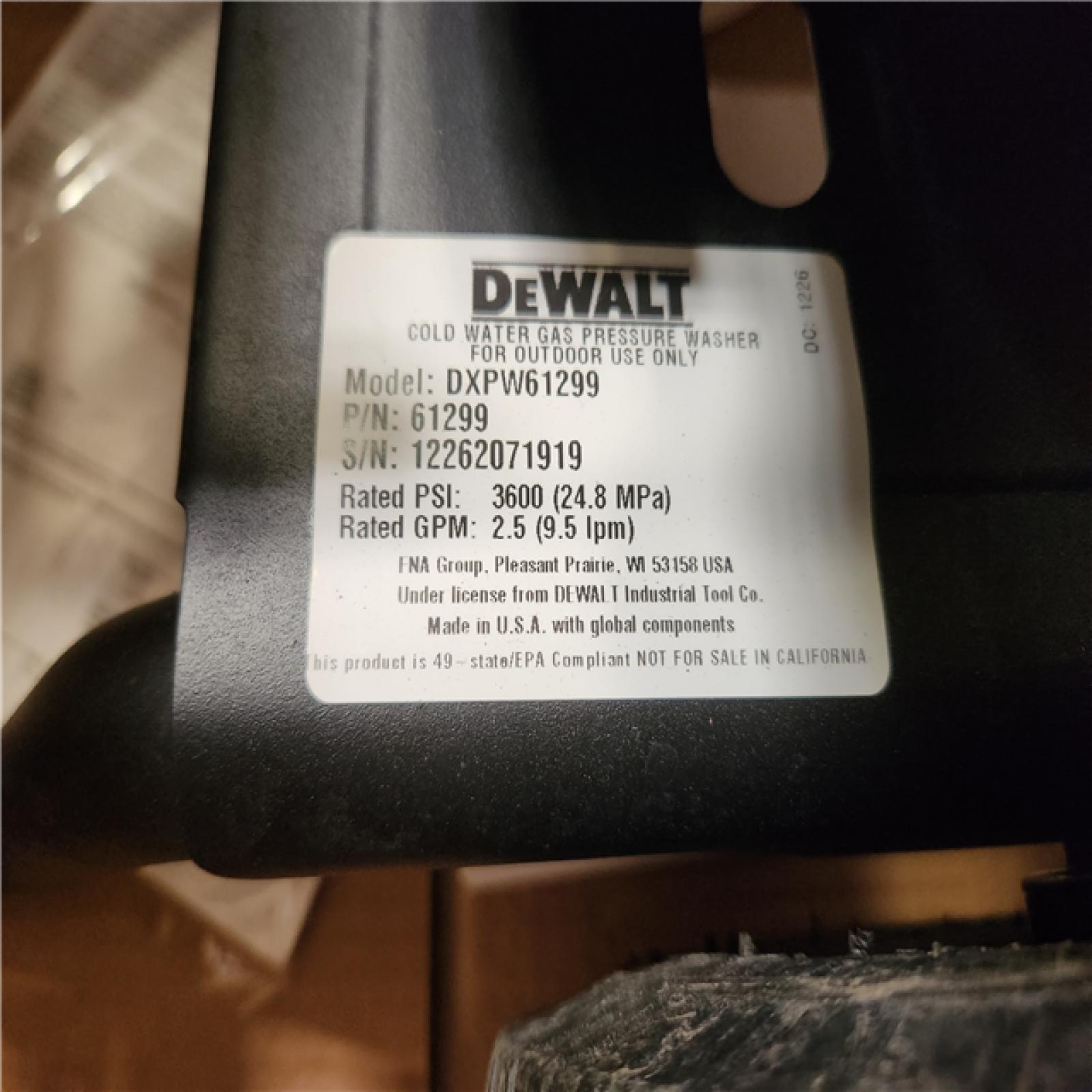 Phoenix DEWALT 3600 PSI 2.5 GPM Gas Pressure Washer with Honda GX200 Engine  Heavy-Duty Commercial Cold Water Power Cleaner