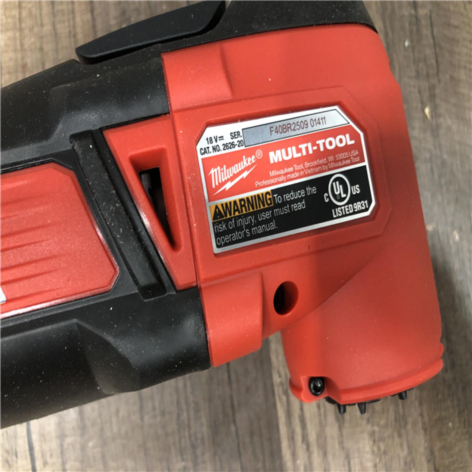 AS-IS Milwaukee M18 18V Lithium-Ion Cordless Oscillating Multi-Tool (Tool-Only)