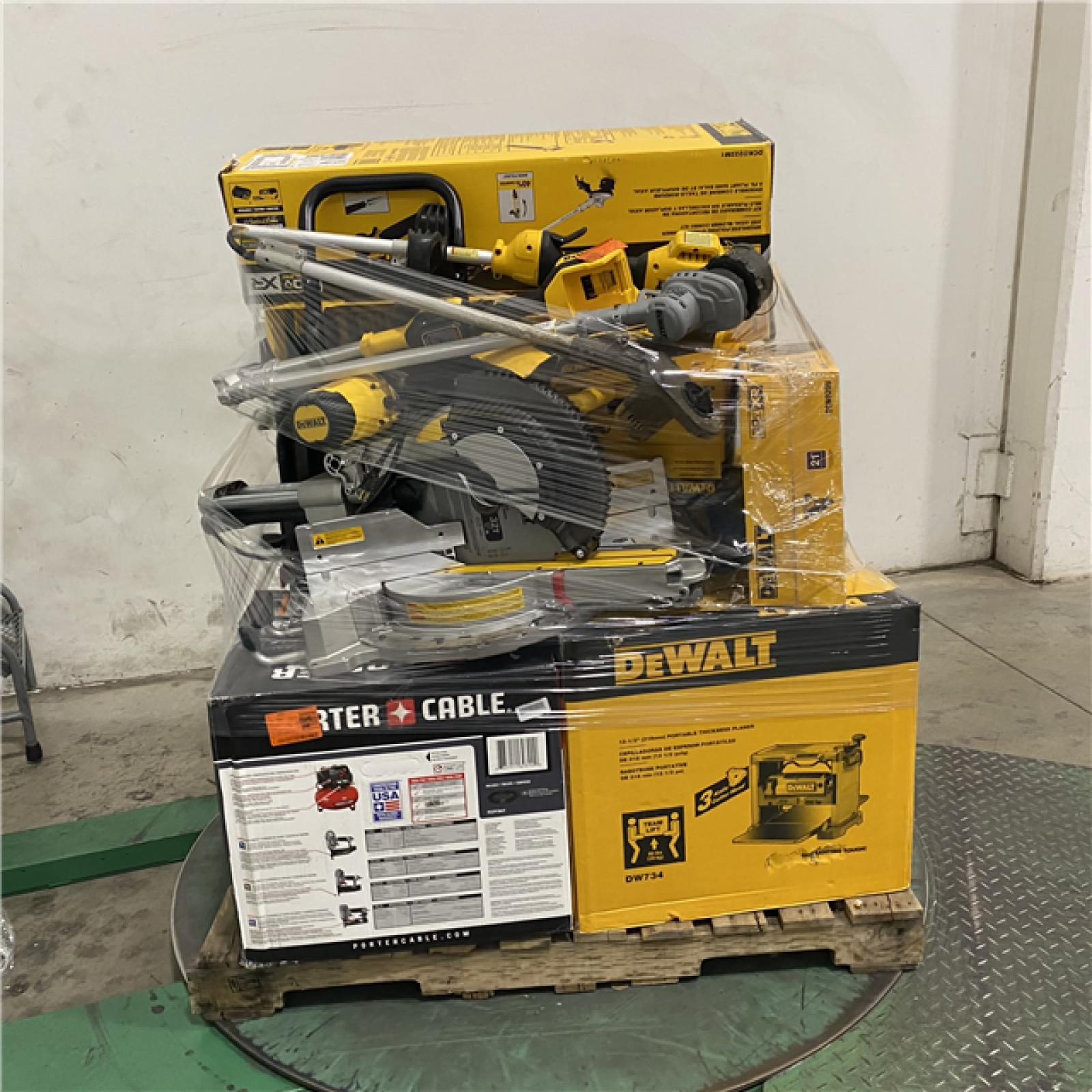 Dallas Location - As-Is Tool Pallet