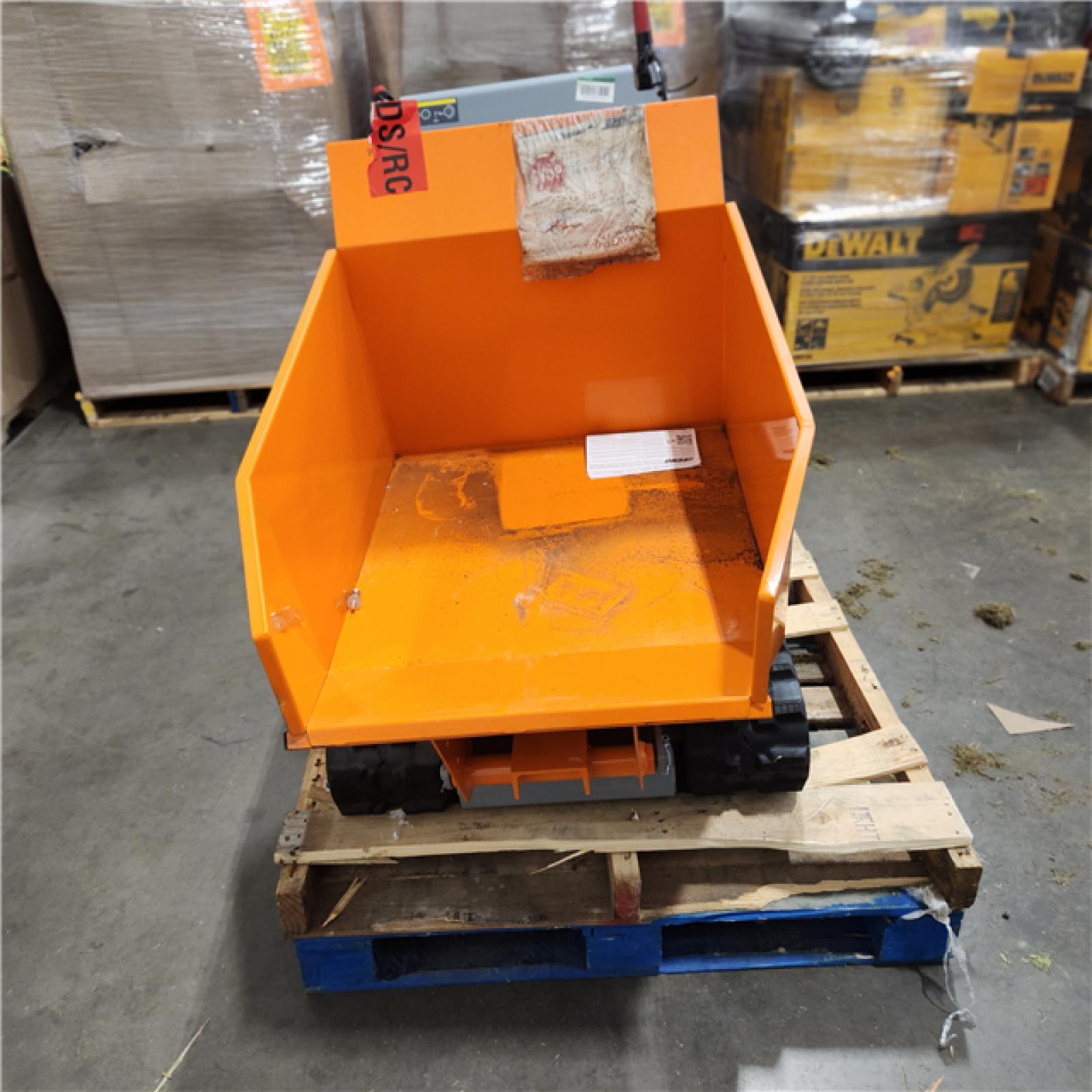 Dallas Location AsIs YARDMAX YD8105 Track Barrow Briggs CR950, 6.5
