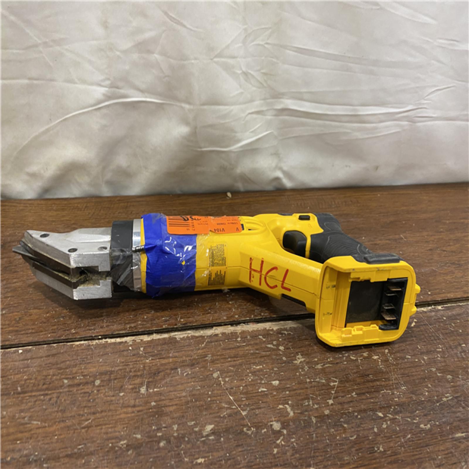 AS-IS Dewalt 20V MAX 18 Gauge Swivel Head Shears Bare Tool Only