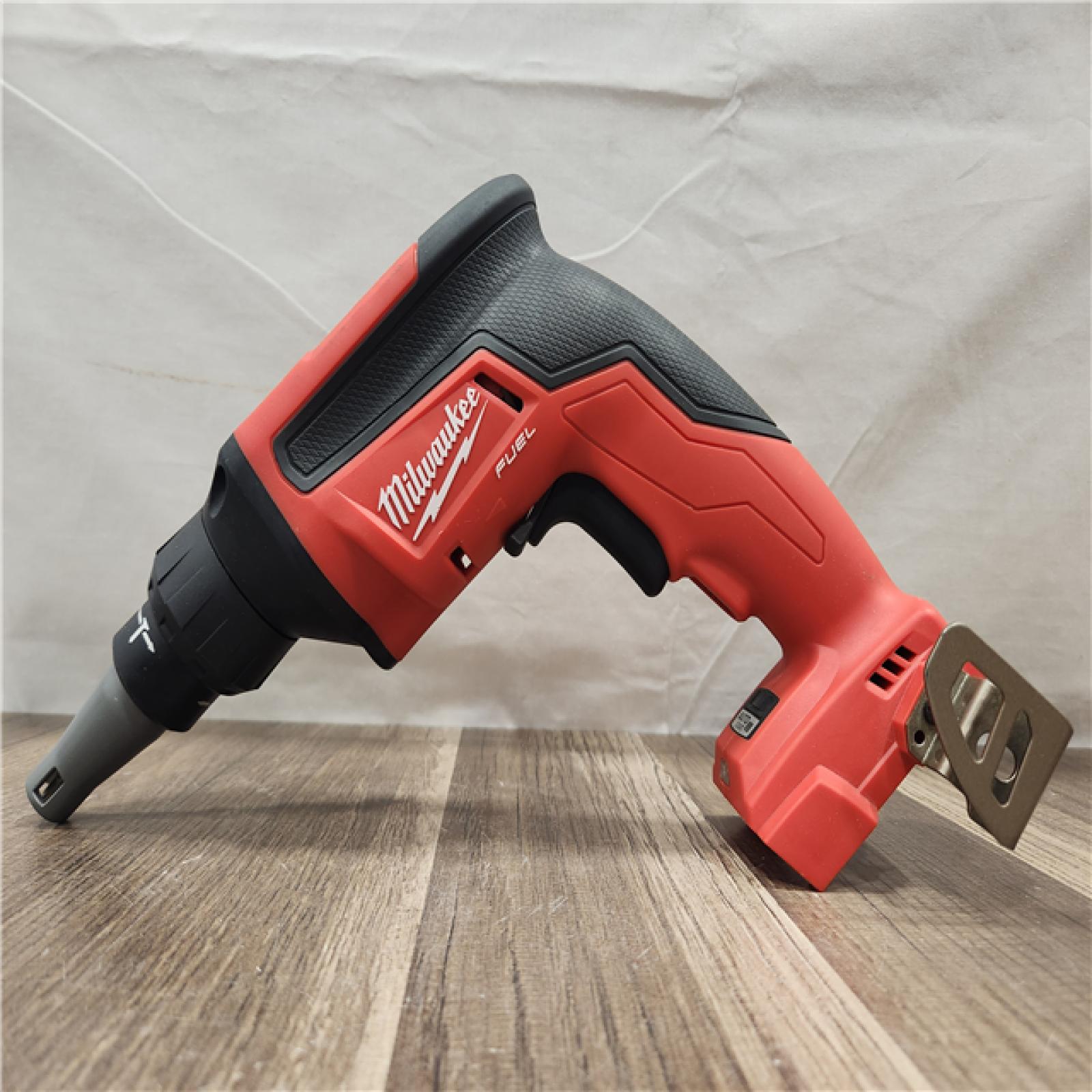 AS-IS- Milwaukee M18 FUEL Drywall Screw Gun (Tool-Only)
