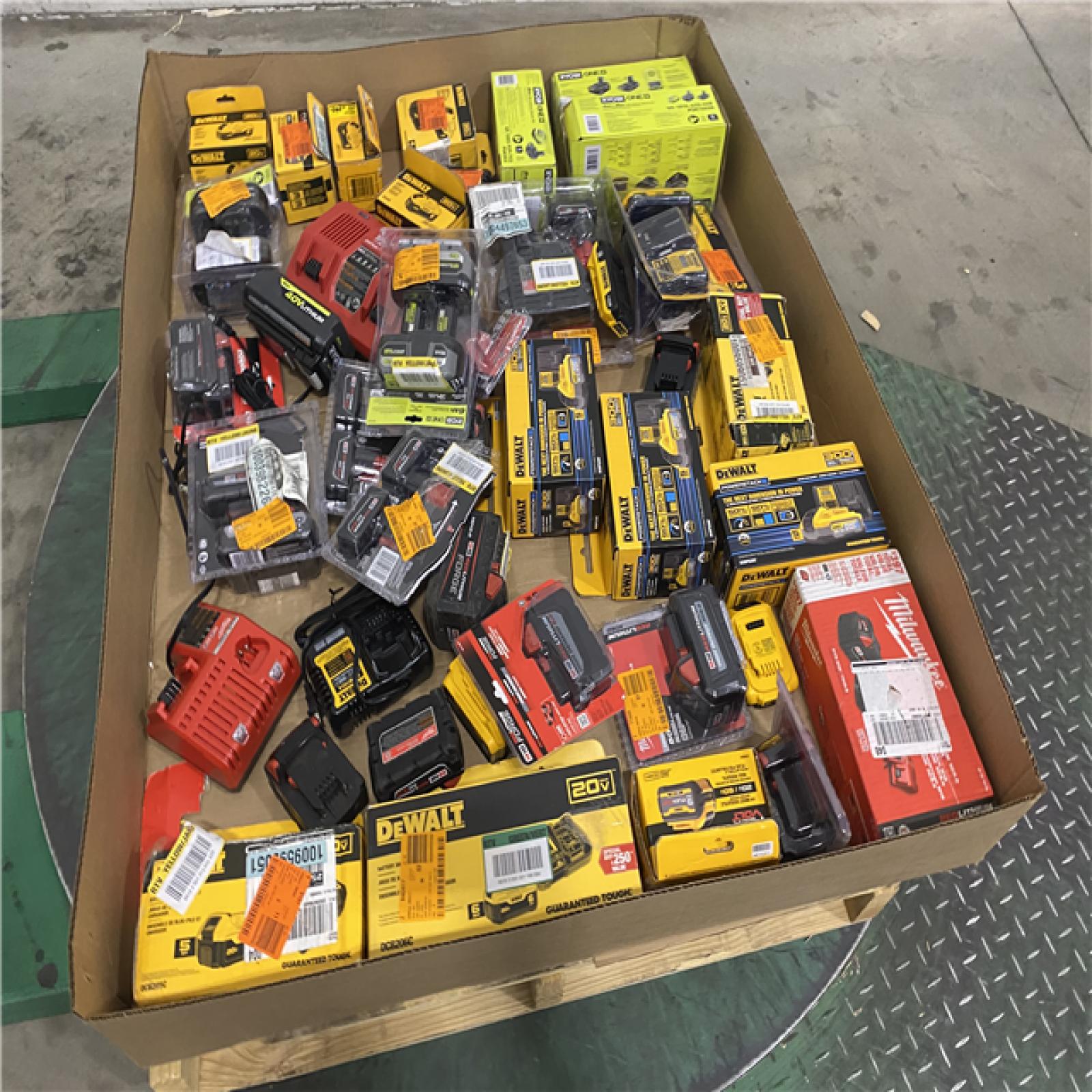 Dallas Location - As-Is Battery Tool Pallet