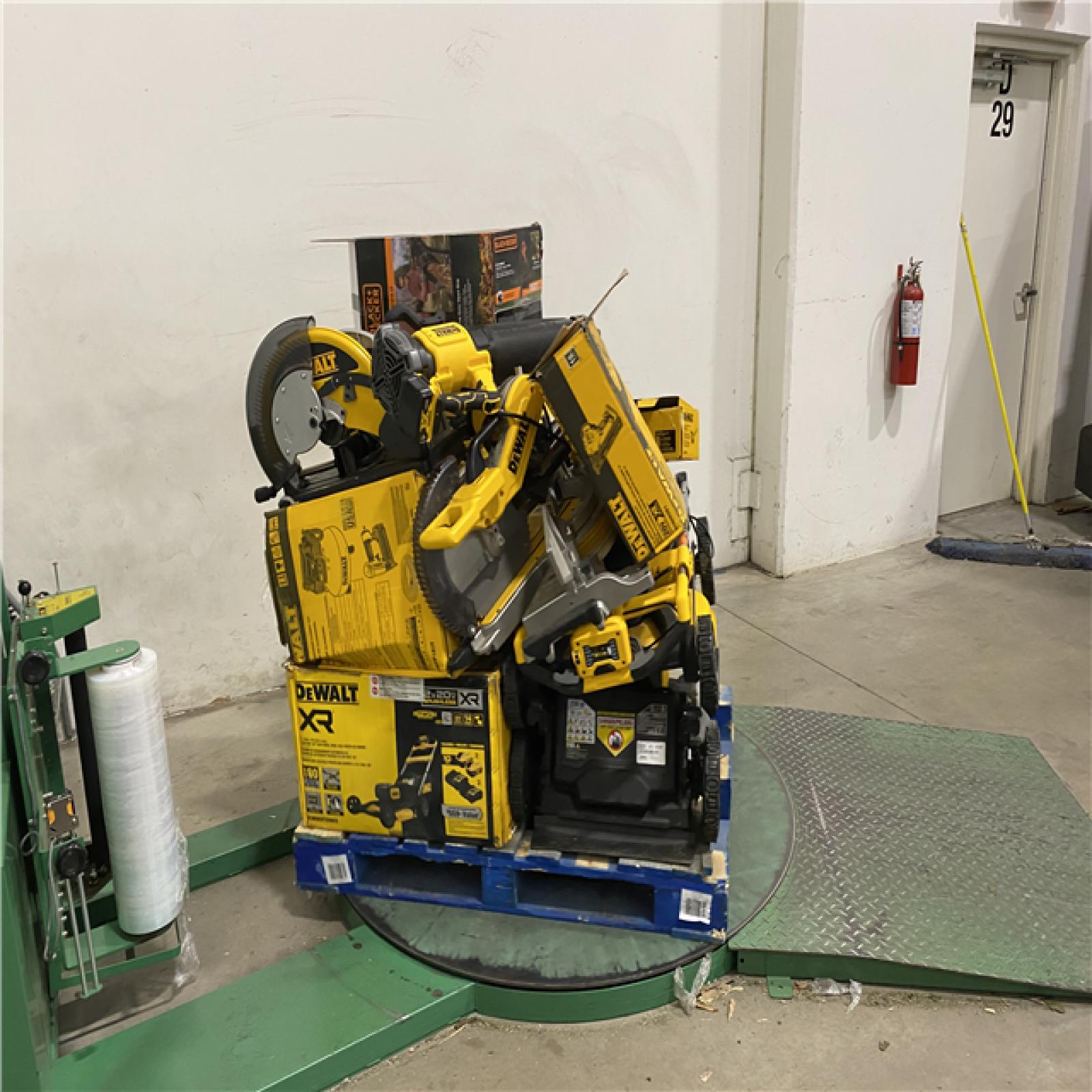 Dallas Location - As-Is DEWALT Tool Pallet