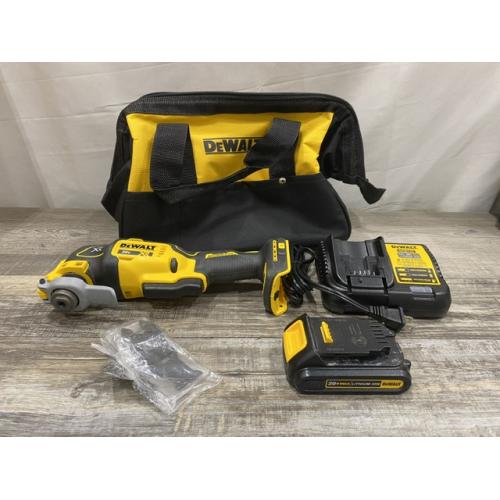 AS-IS DEWALT 20V MAX XR Cordless Brushless 3-Speed Oscillating Multi Tool Kit