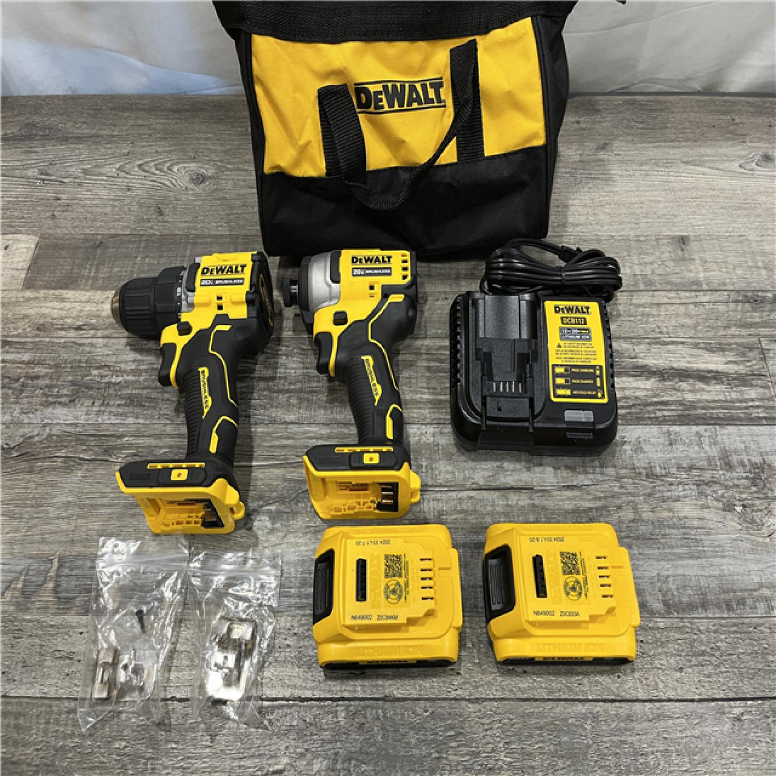 AS-IS DEWALT ATOMIC 20-Volt MAX Lithium-Ion Cordless Combo Kit