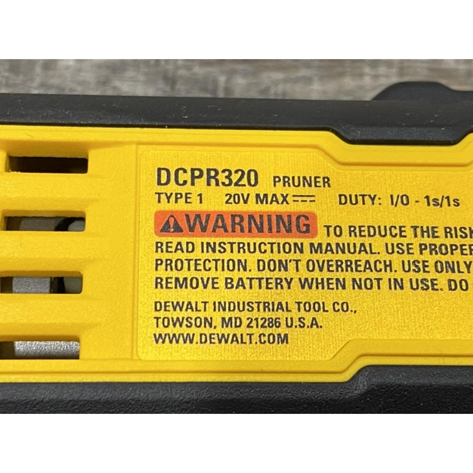 AS-IS DEWALT 20V MAX Cordless Battery Powered Pruner Kit