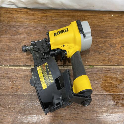 AS-IS DEWALT DW66C-1 2-1/2 Inch 15 Degree Coil Siding and Fencing Nailer