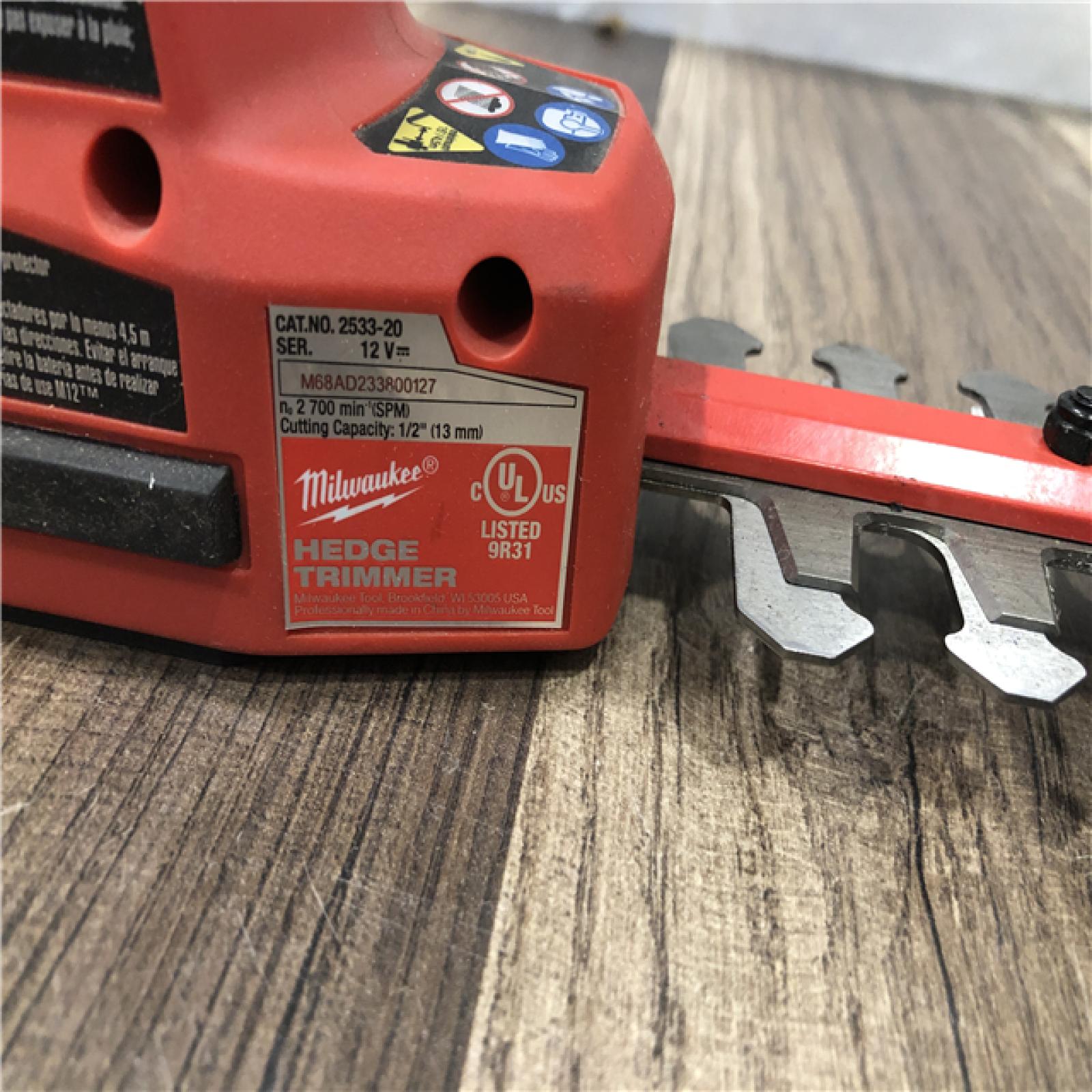 AS-IS Milwaukee FUEL 8 in. 12V Lithium-Ion Brushless Cordless Battery Hedge Trimmer (Tool-Only)