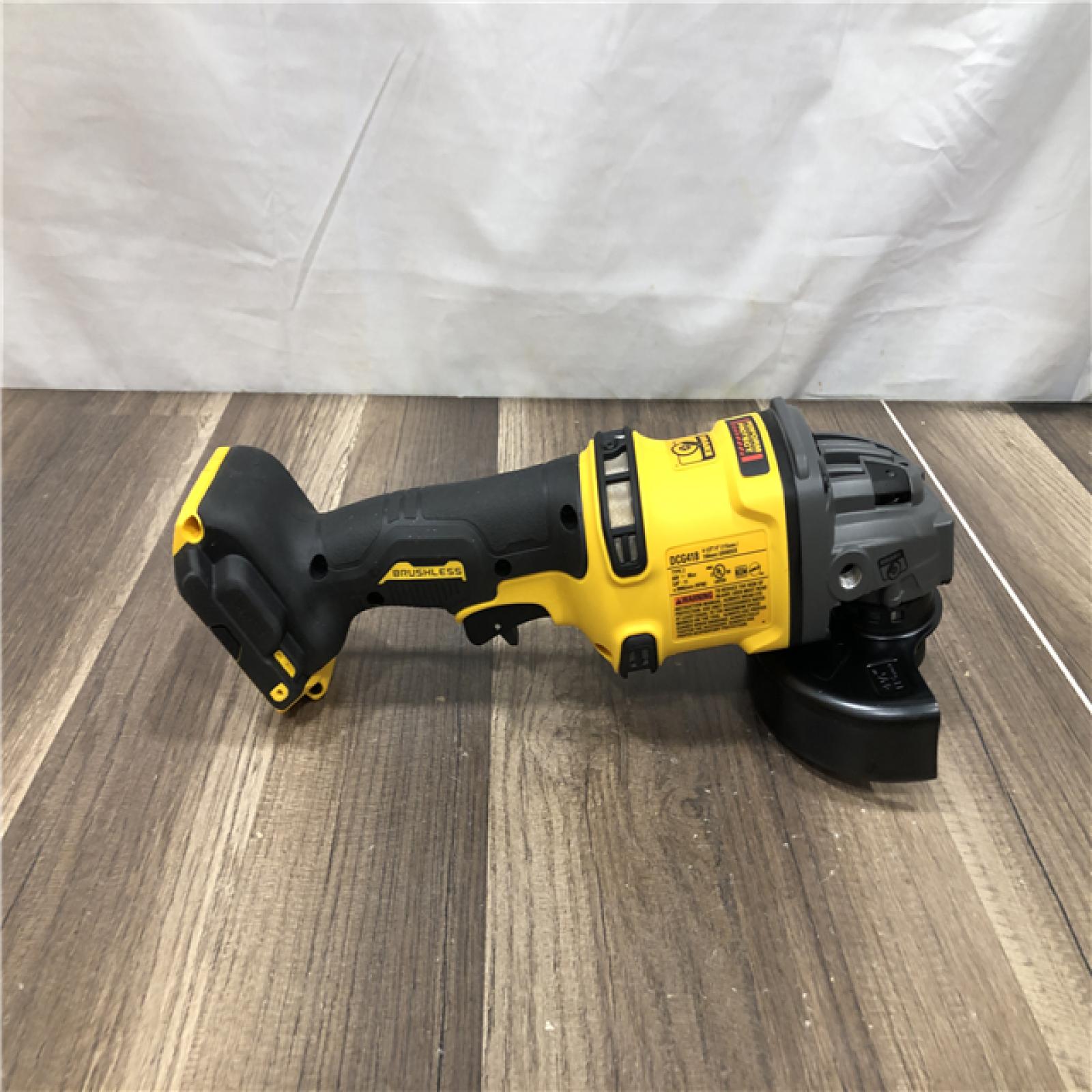 AS-IS DEWALT FLEXVOLT 60V MAX Cordless Brushless 4.5 in. - 6 in. Small Angle Grinder Kit