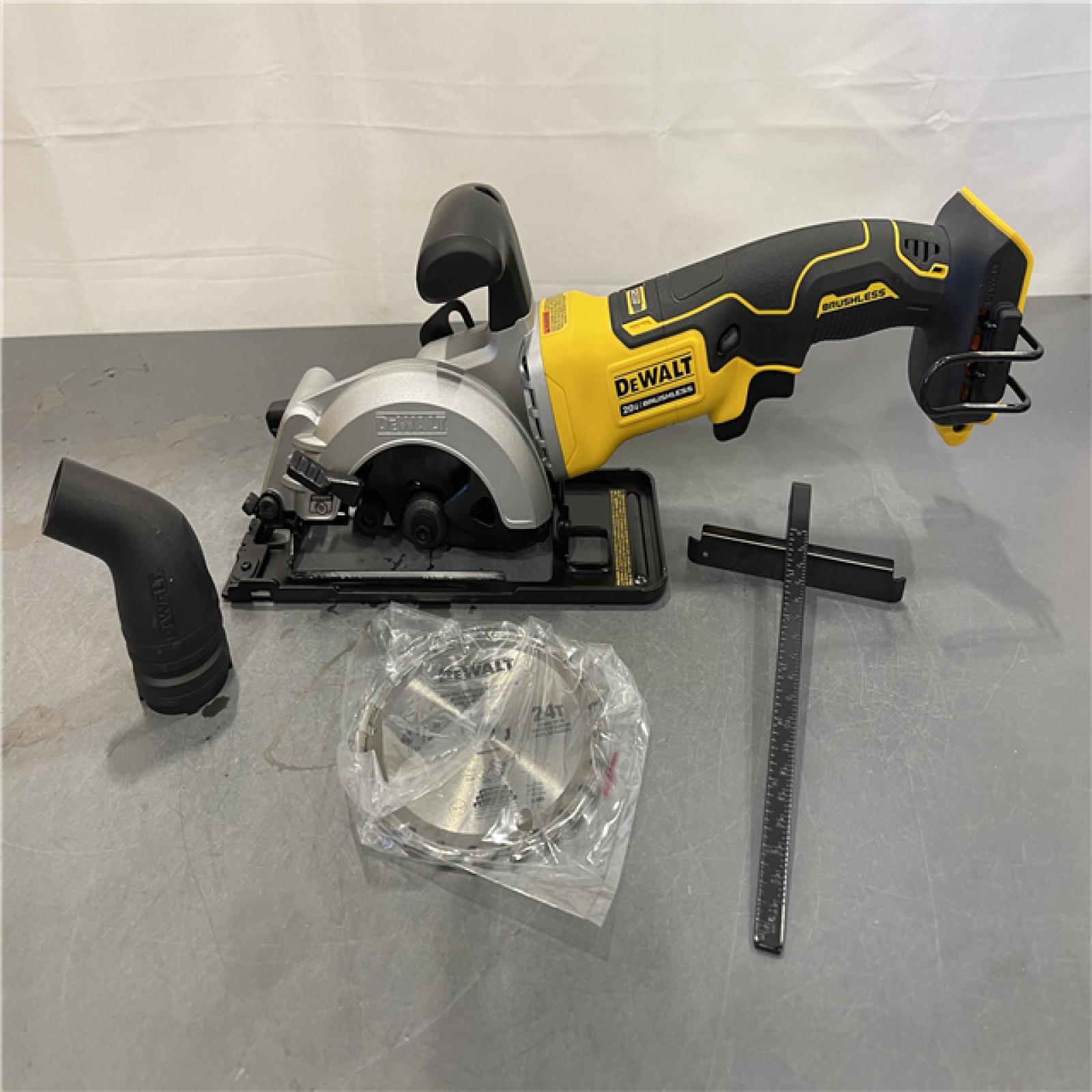 AS-IS - DEWALT ATOMIC 20V MAX Cordless Brushless 4-1/2 in. Circular Saw