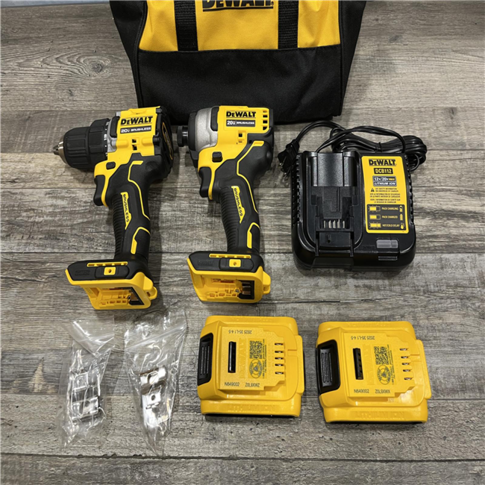 AS-IS DEWALT ATOMIC 20-Volt MAX Lithium-Ion Cordless Combo Kit