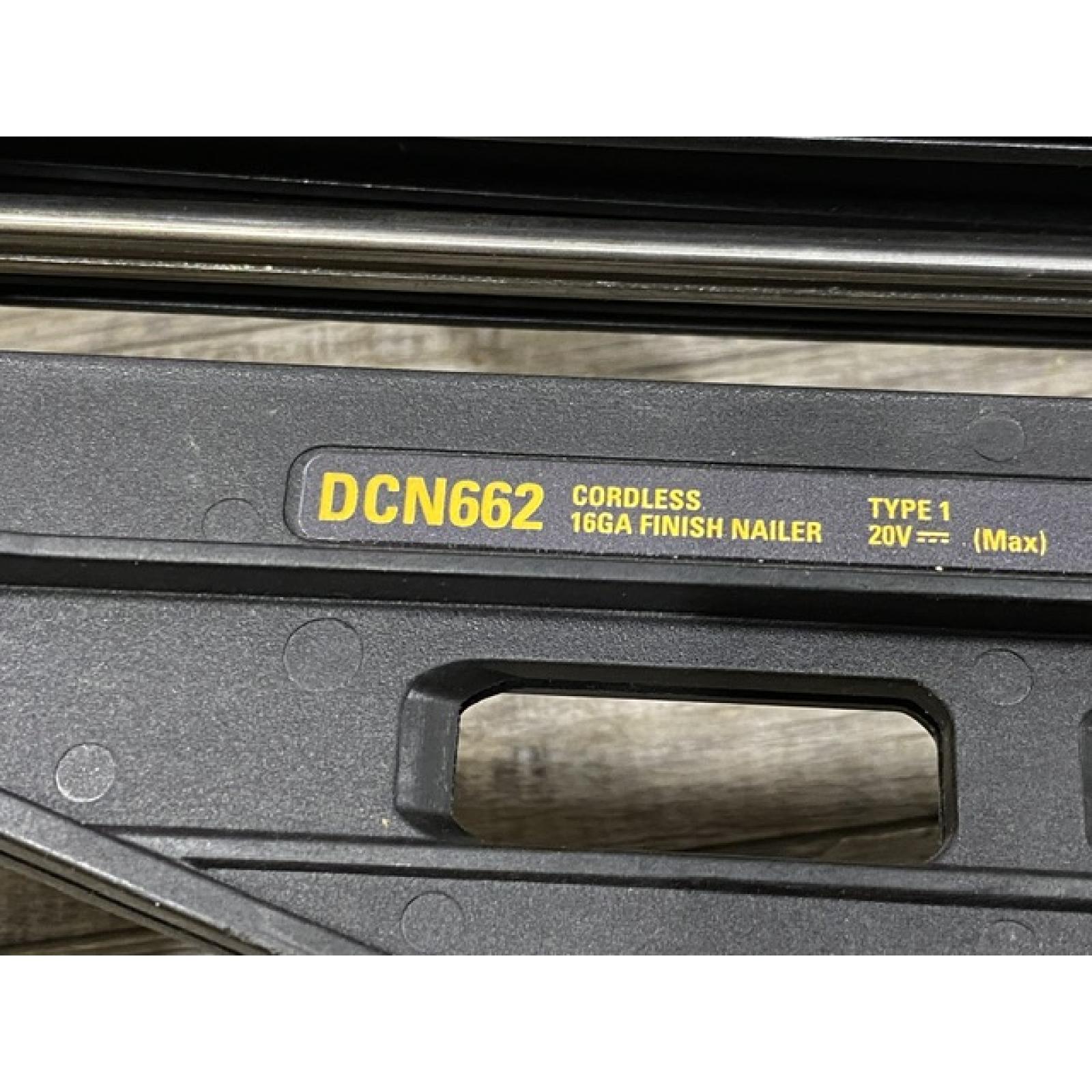 AS-IS DEWALT 20V MAX XR 16-Gauge Lithium-Ion Cordless Finish Nailer (Tool Only)