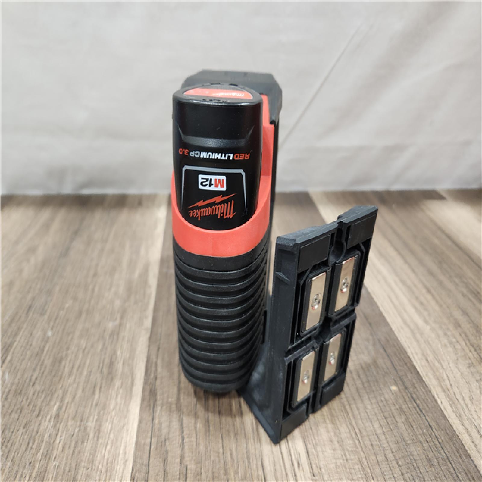 AS-IS- Milwaukee M12 12-Volt Lithium-Ion Cordless Green 125 Ft. Cross Line and Plumb Points Laser Level Kit W/3.0 Ah Battery & Track Clip