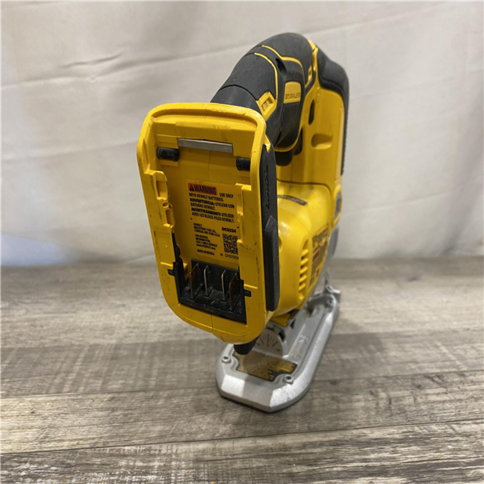 AS-IS DEWALT 20V MAX XR Cordless Brushless Jigsaw (Tool Only)