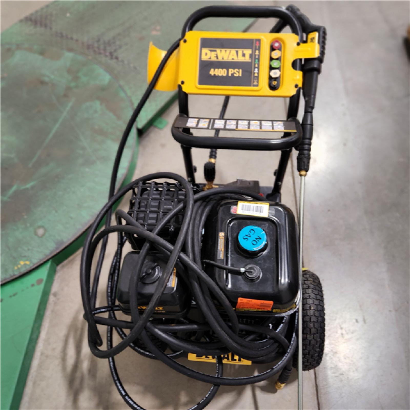 Dallas Location AsIs DXPW61377 Dewalt 4400 PSI Pressure Washer