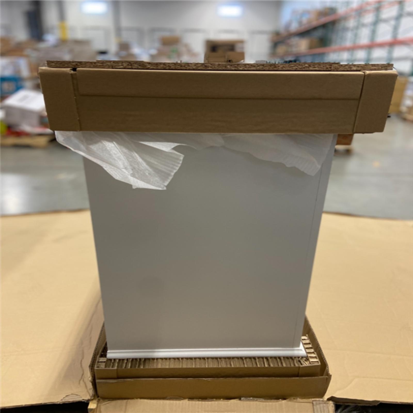 DALLAS LOCATION - Home Decorators Collection Doveton 60 in. Double Sink Freestanding White Bath Vanity with White Engineered Marble Top (Assembled)